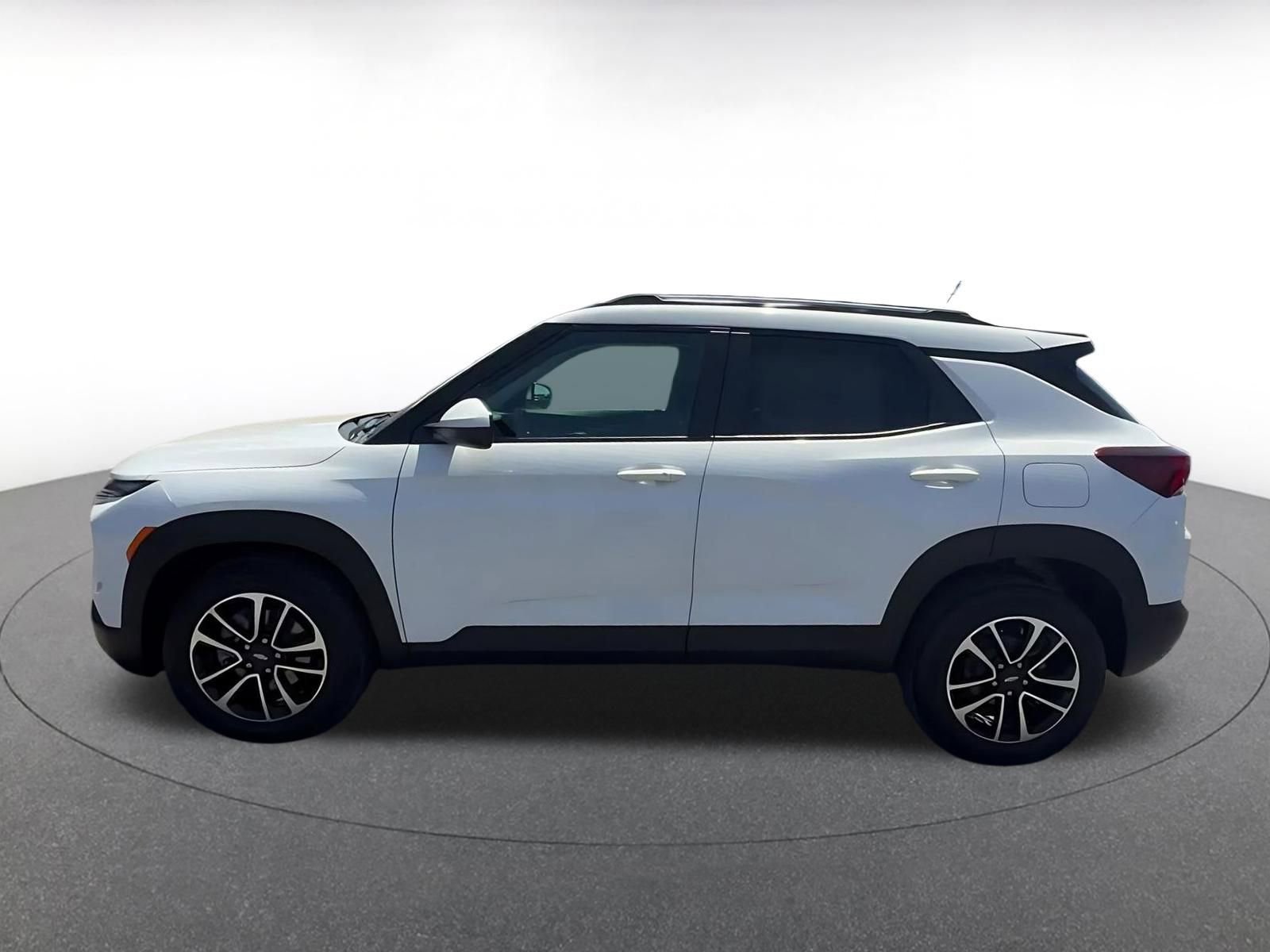 Thumbnail: 2025 Chevrolet TrailBlazer - 9