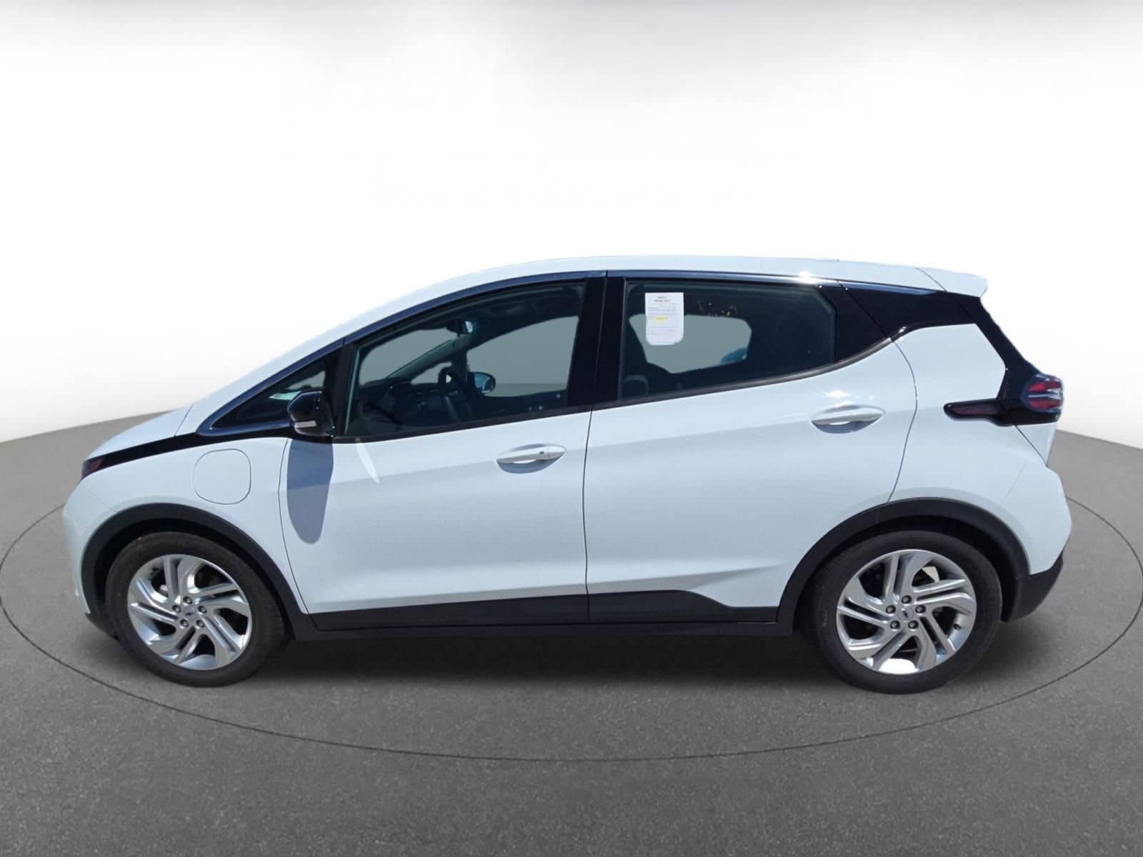 Thumbnail: 2023 Chevrolet Bolt EV - 5