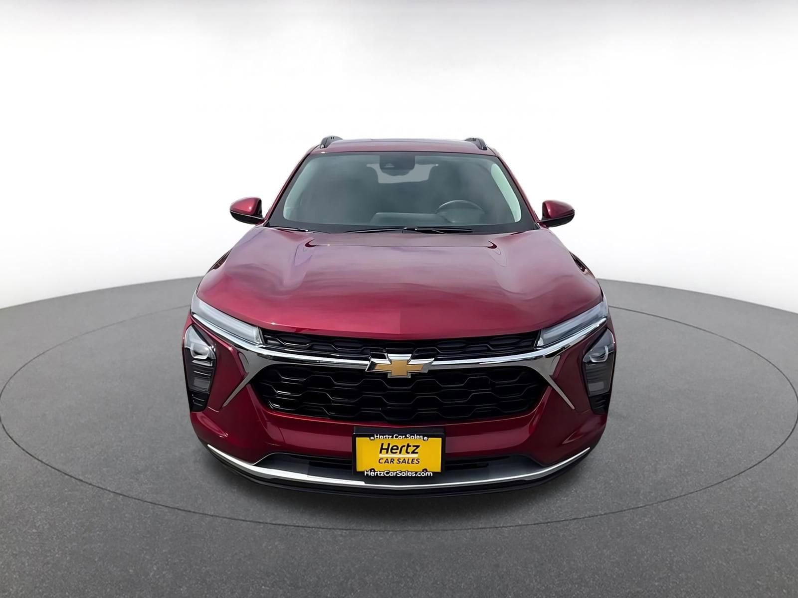 Thumbnail: 2025 Chevrolet Trax - 4