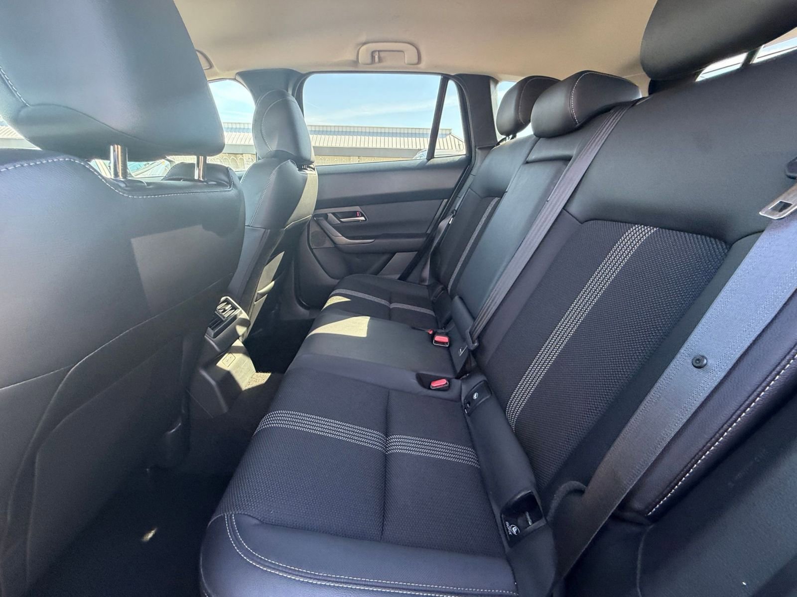 Thumbnail: 2025 Mazda CX-50 - 25