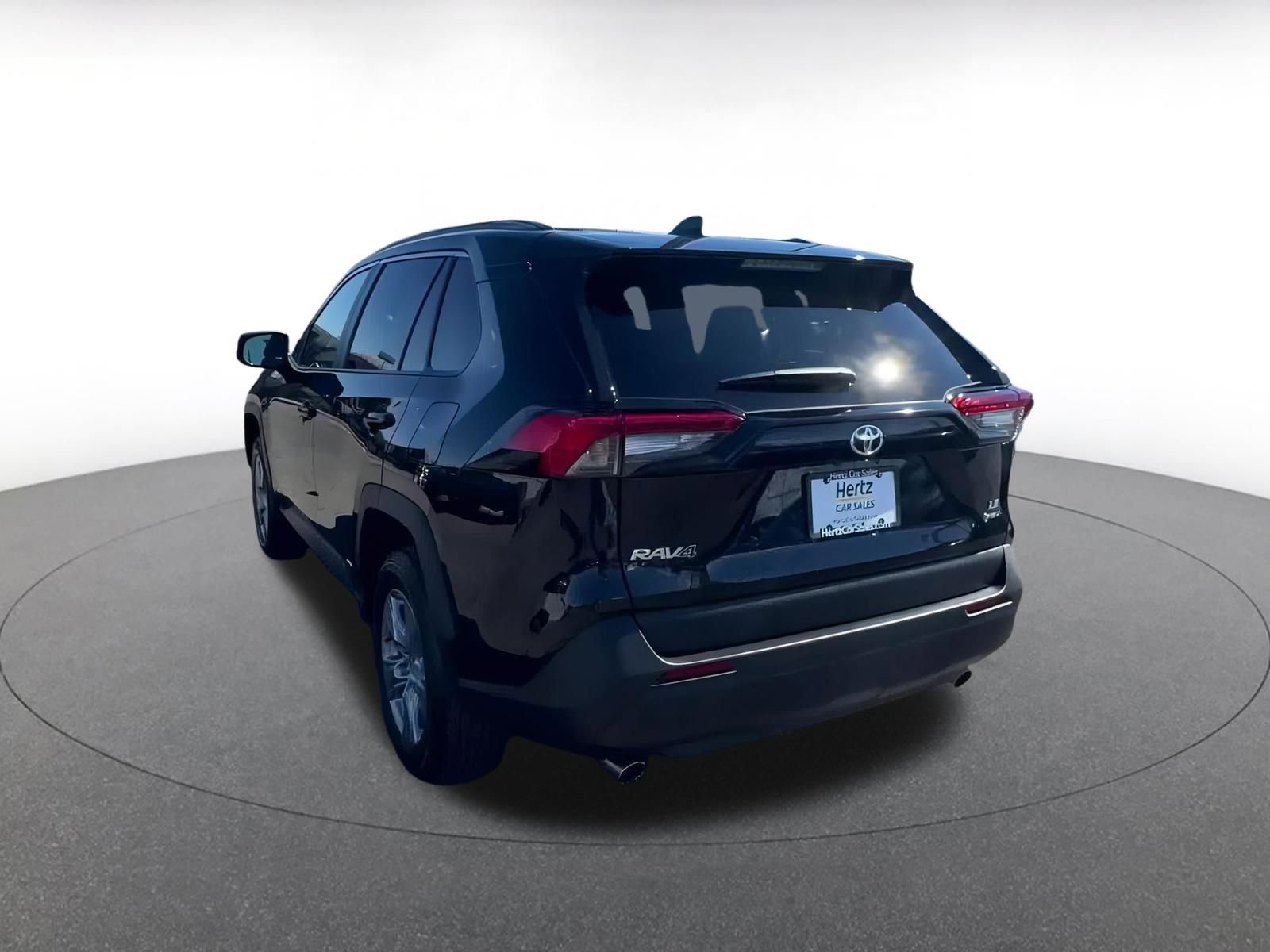 Thumbnail: 2025 Toyota RAV4 - 11