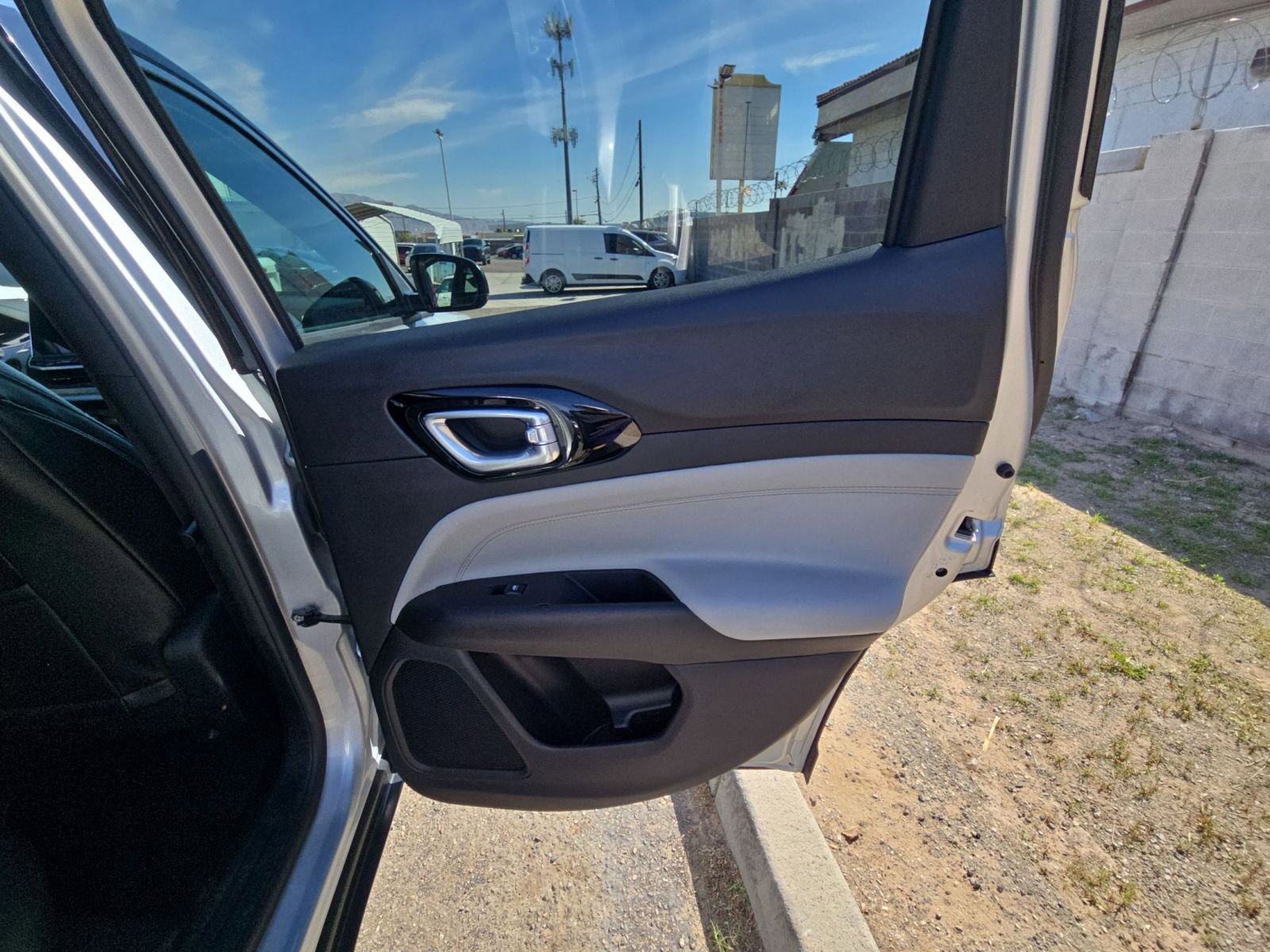 Thumbnail: 2025 Jeep Compass - 22