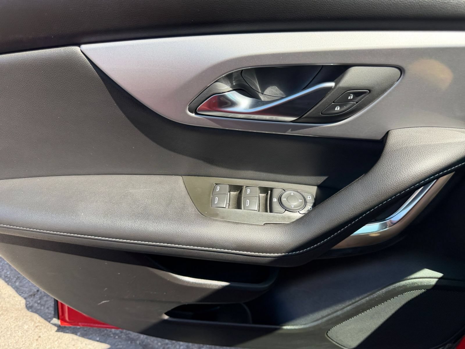 Thumbnail: 2025 Chevrolet Blazer - 18
