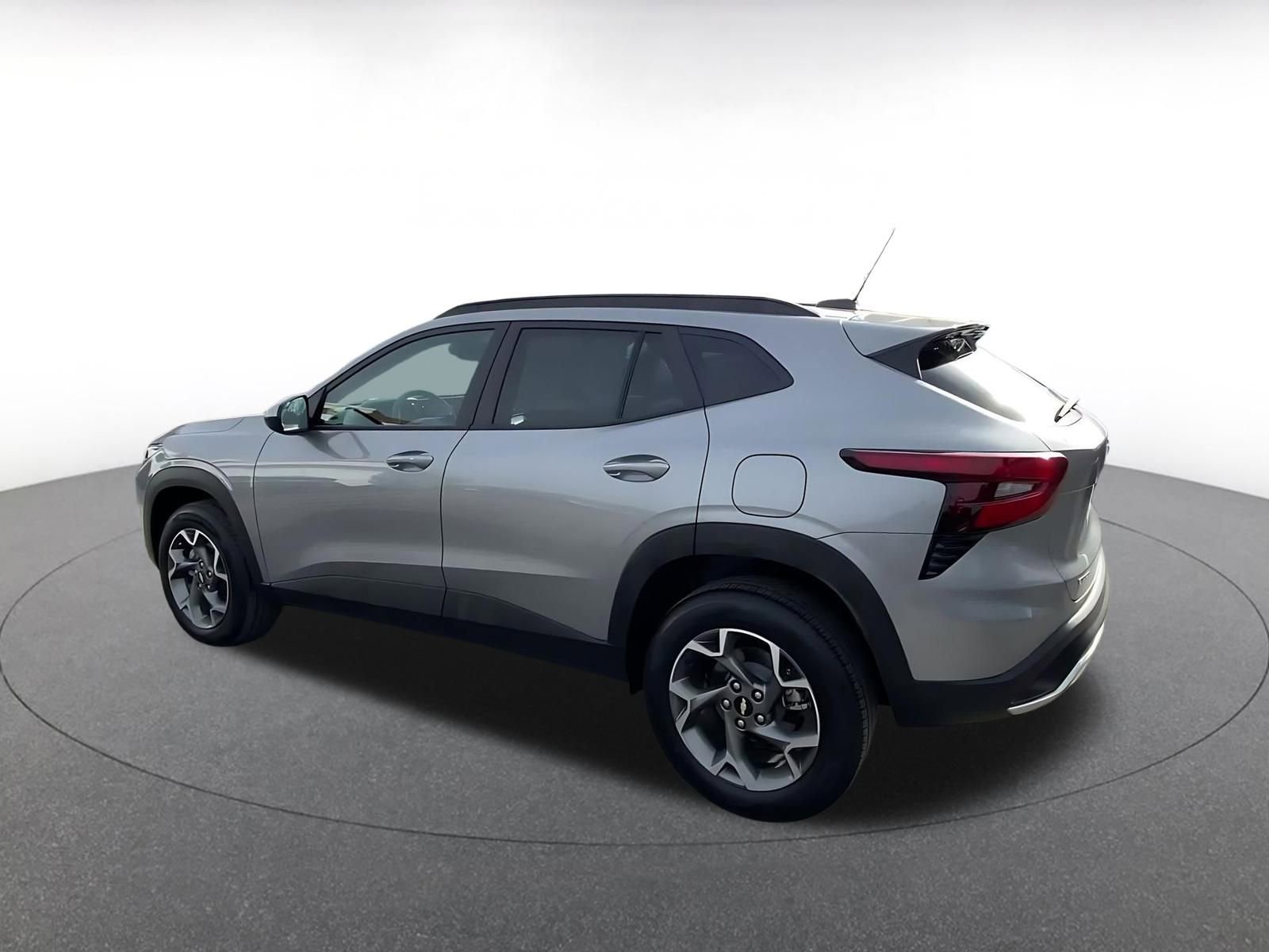 Thumbnail: 2025 Chevrolet Trax - 10