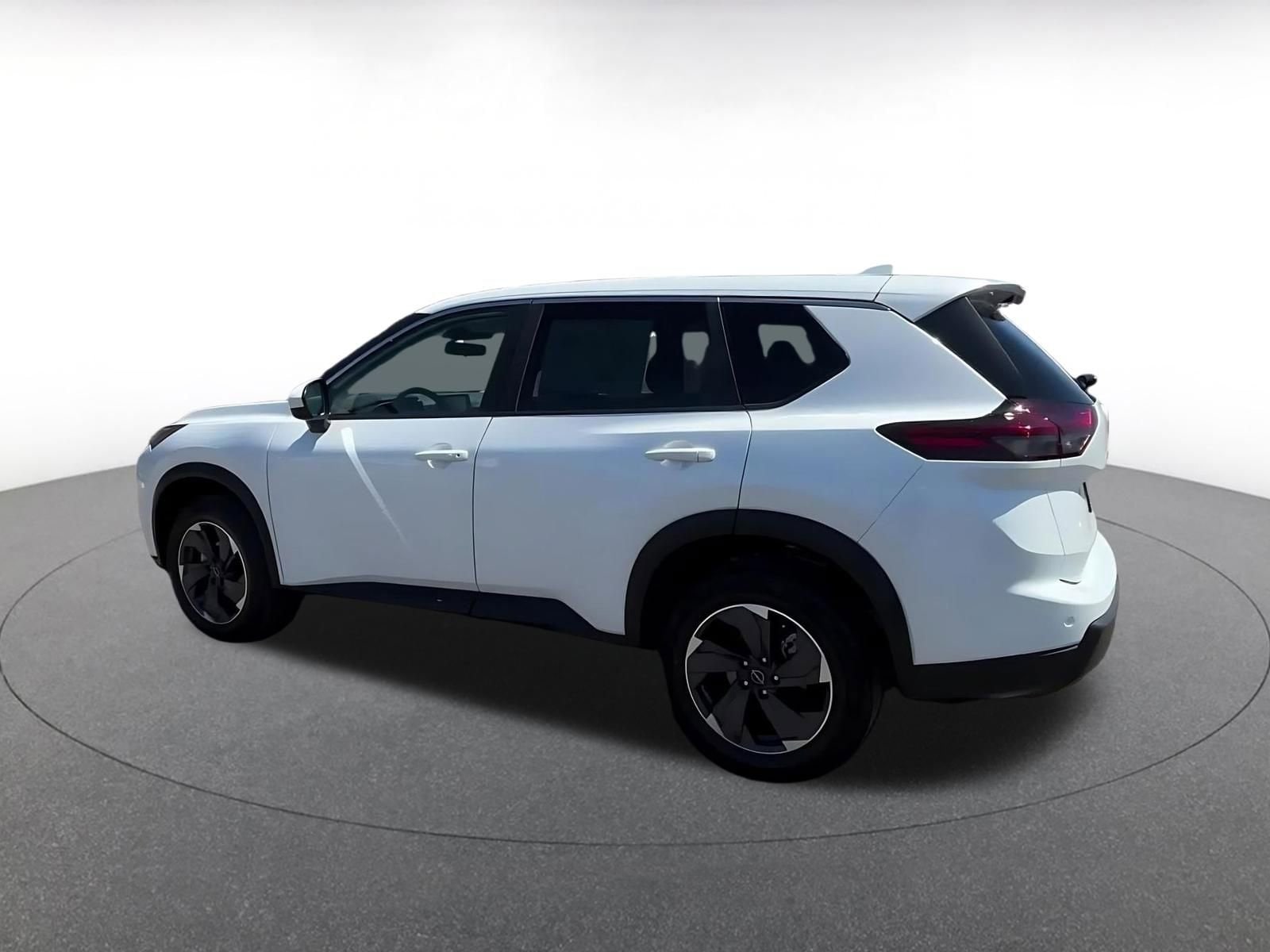 Thumbnail: 2025 Nissan Rogue - 10