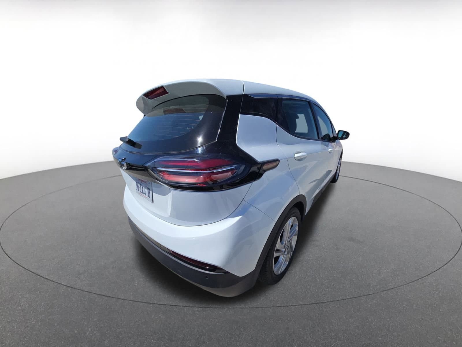 Thumbnail: 2023 Chevrolet Bolt EV - 8