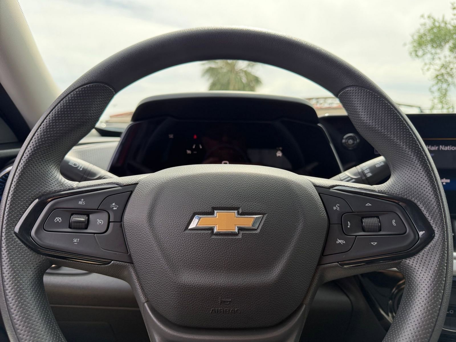 Thumbnail: 2025 Chevrolet Trax - 27