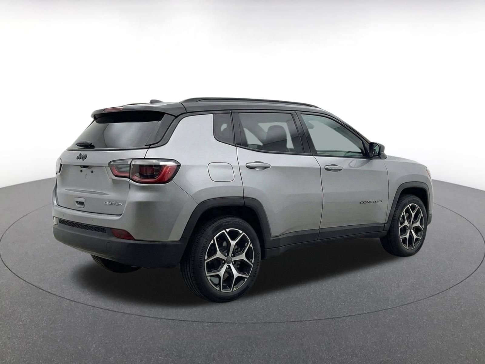 Thumbnail: 2025 Jeep Compass - 7