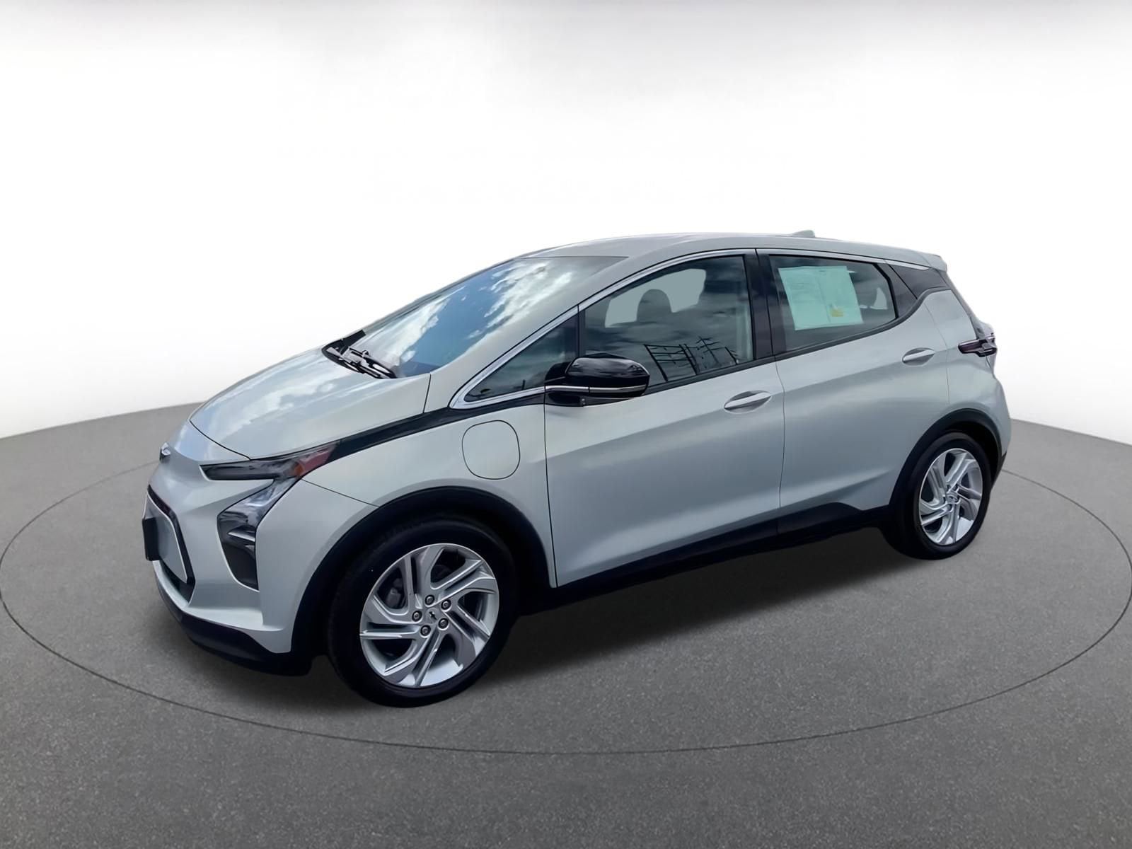 Thumbnail: 2023 Chevrolet Bolt EV - 8