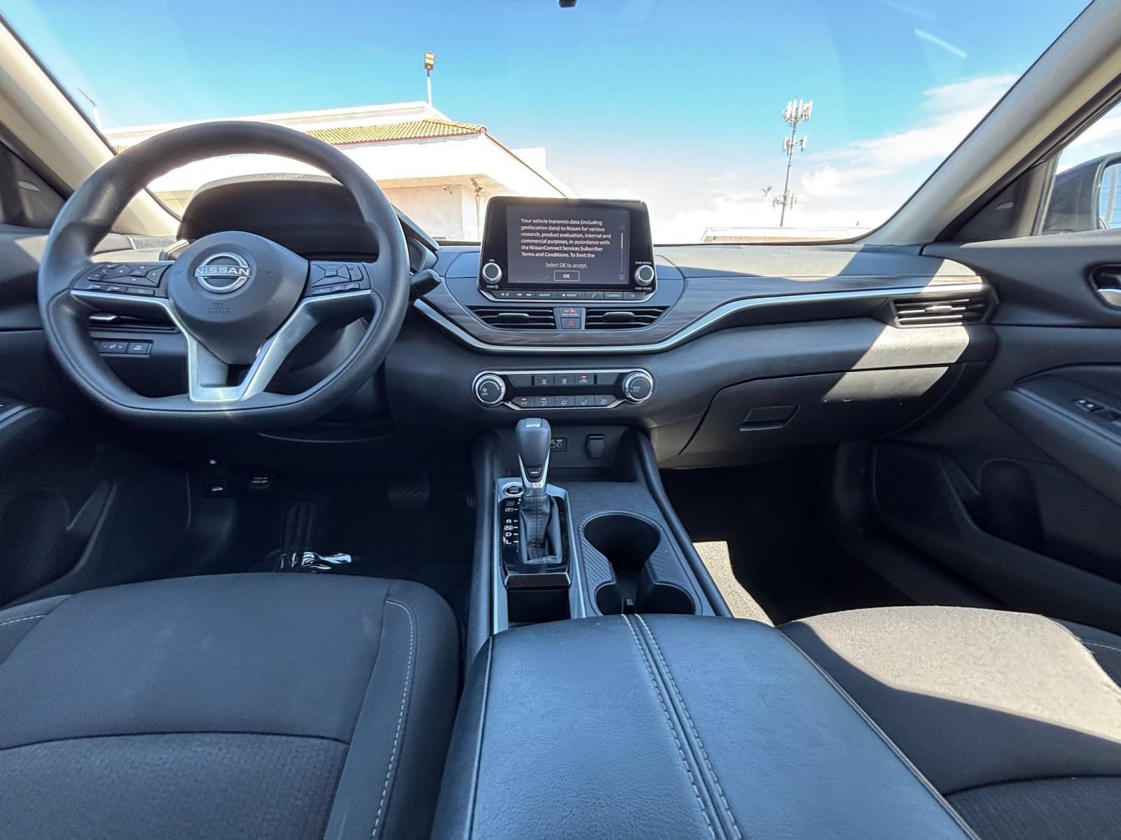Thumbnail: 2025 Nissan Altima - 32