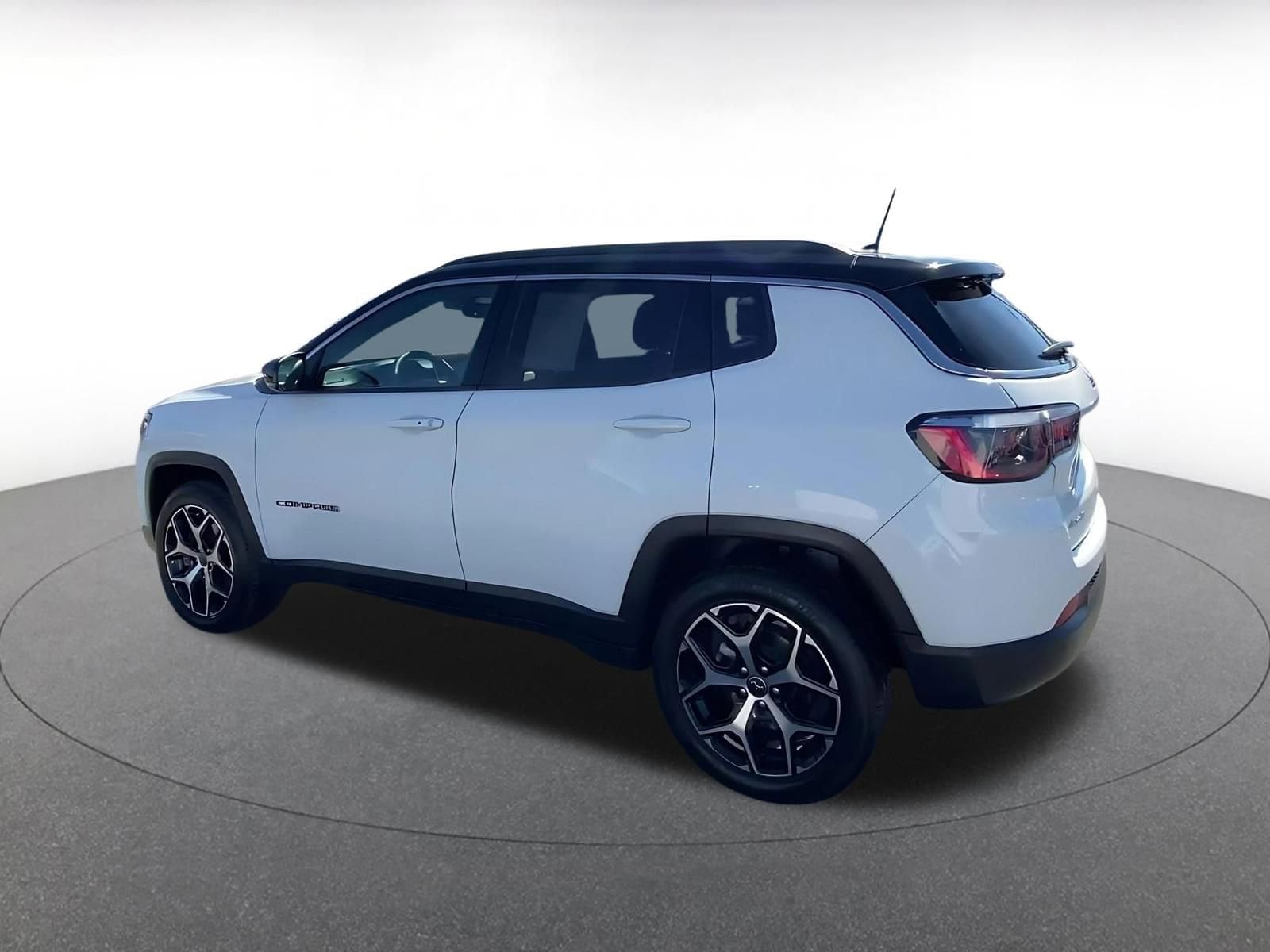Thumbnail: 2025 Jeep Compass - 10