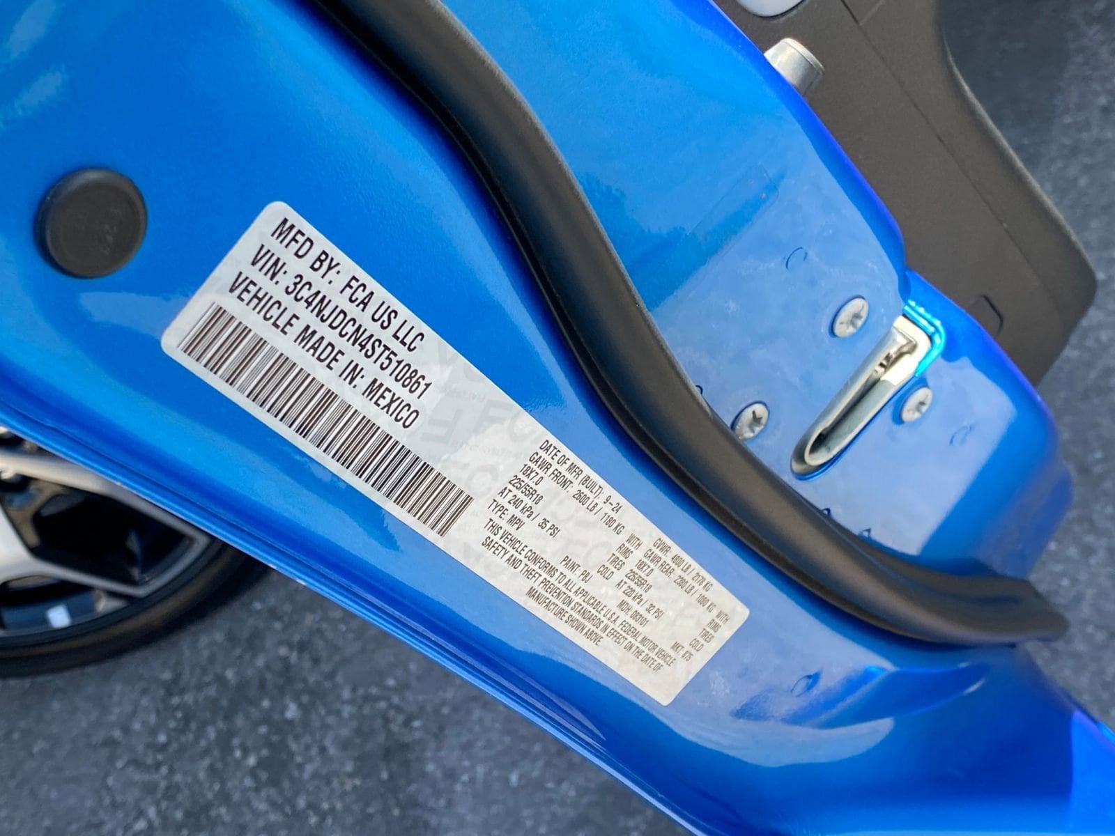 Thumbnail: 2025 Jeep Compass - 30