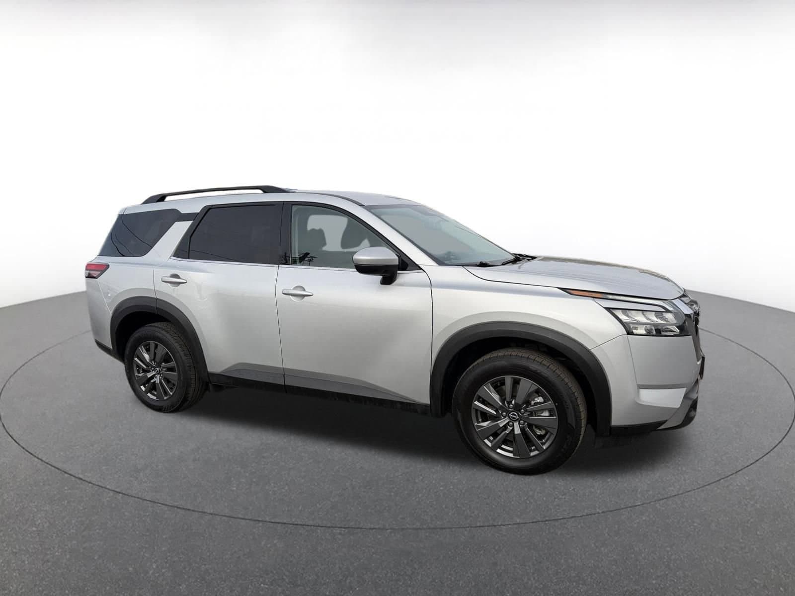 Thumbnail: 2025 Nissan Pathfinder - 1