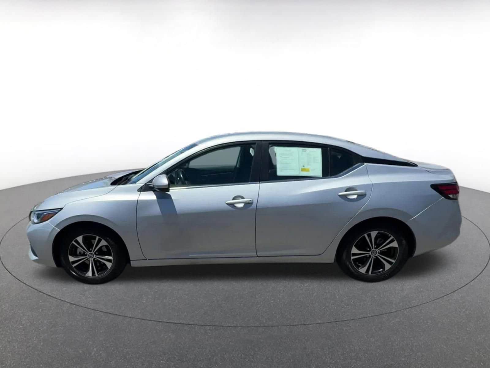 Thumbnail: 2023 Nissan Sentra - 9