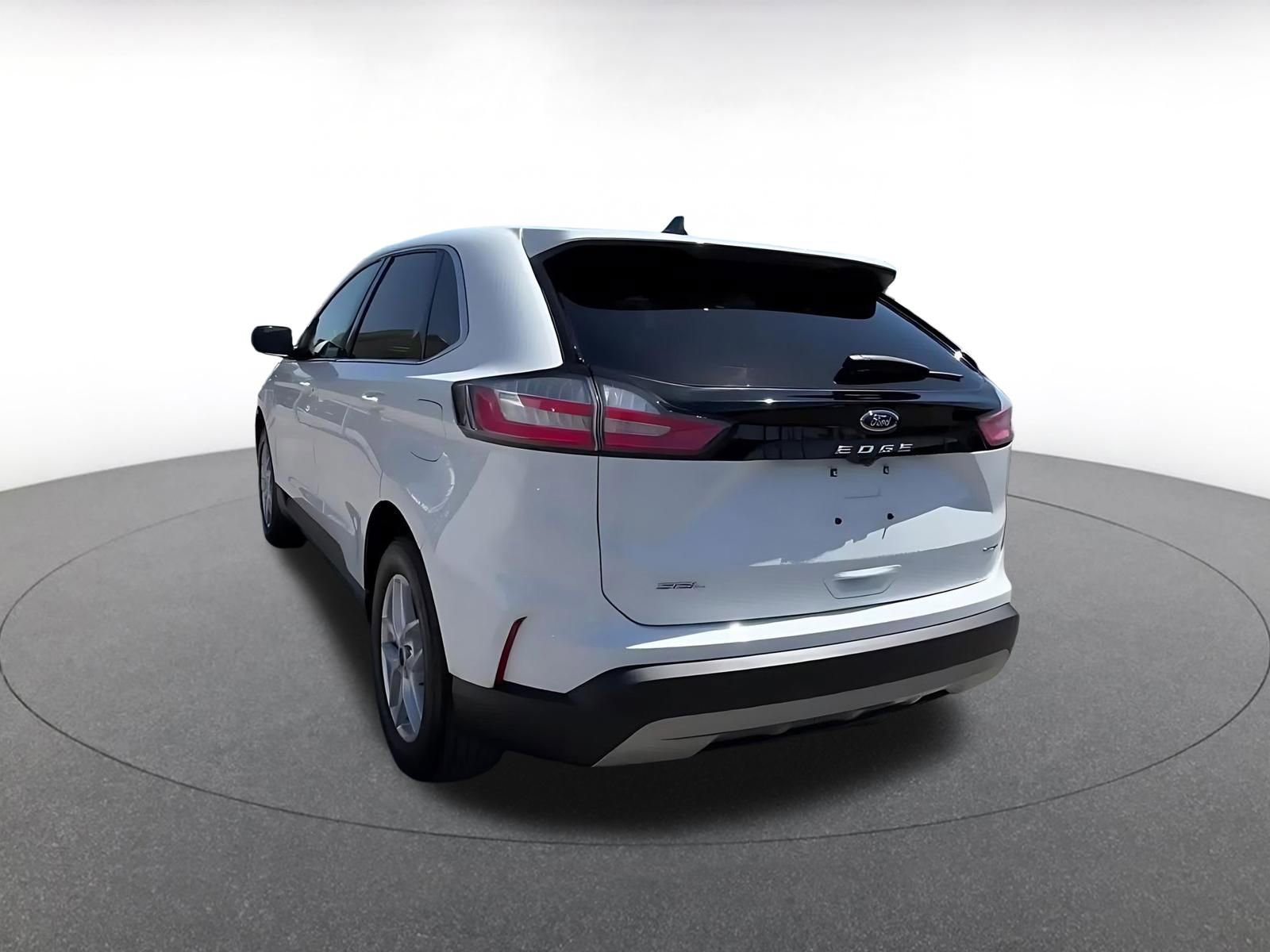 Thumbnail: 2024 Ford Edge - 11