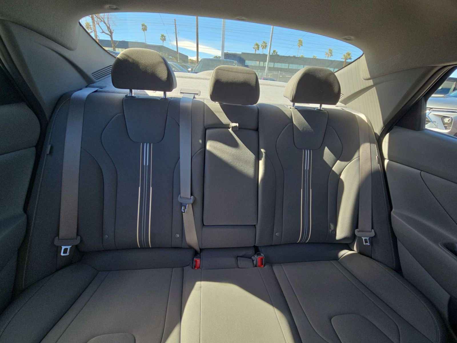 Thumbnail: 2025 Hyundai Elantra - 18