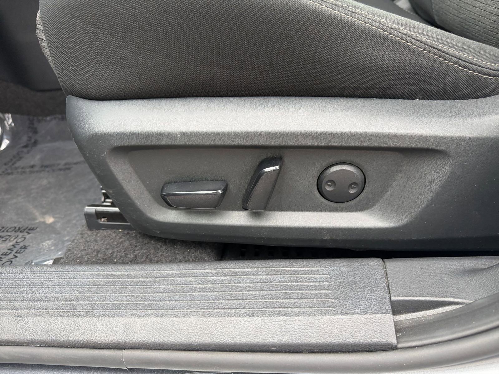 Thumbnail: 2023 Nissan Rogue - 21