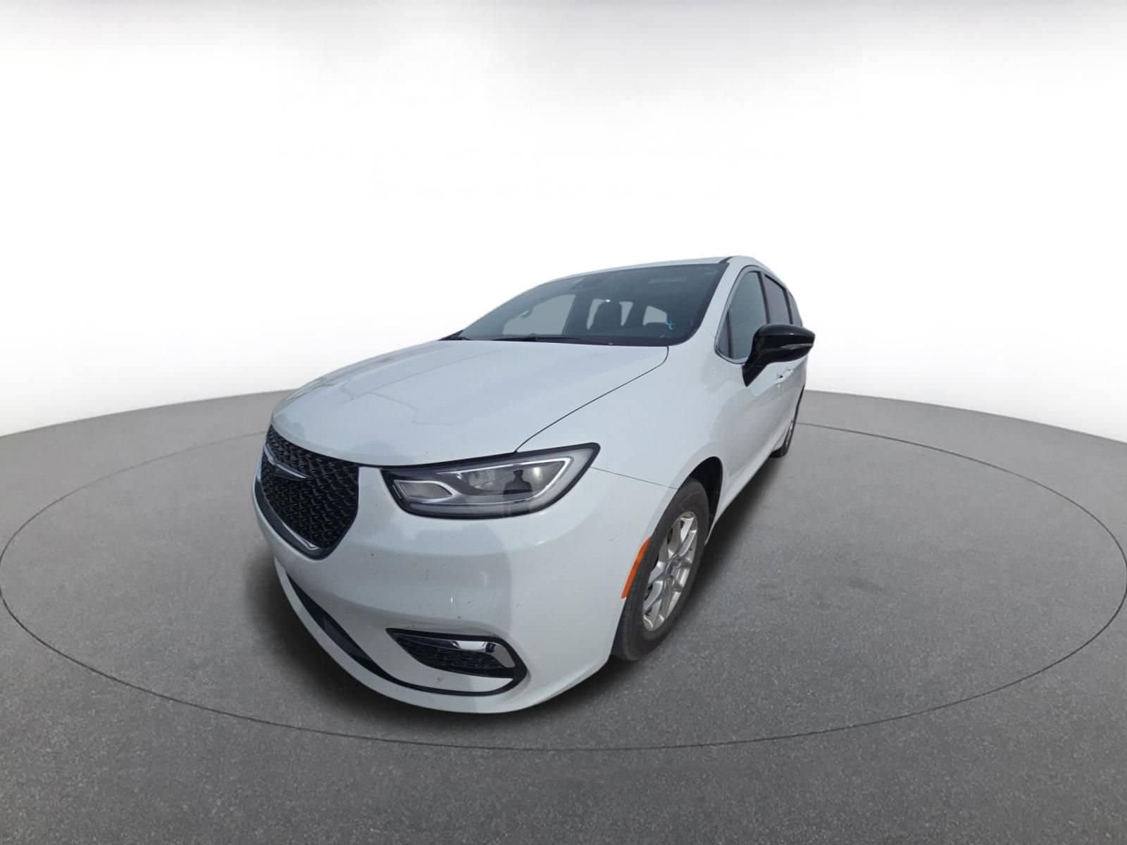 Thumbnail: 2025 Chrysler Pacifica - 5