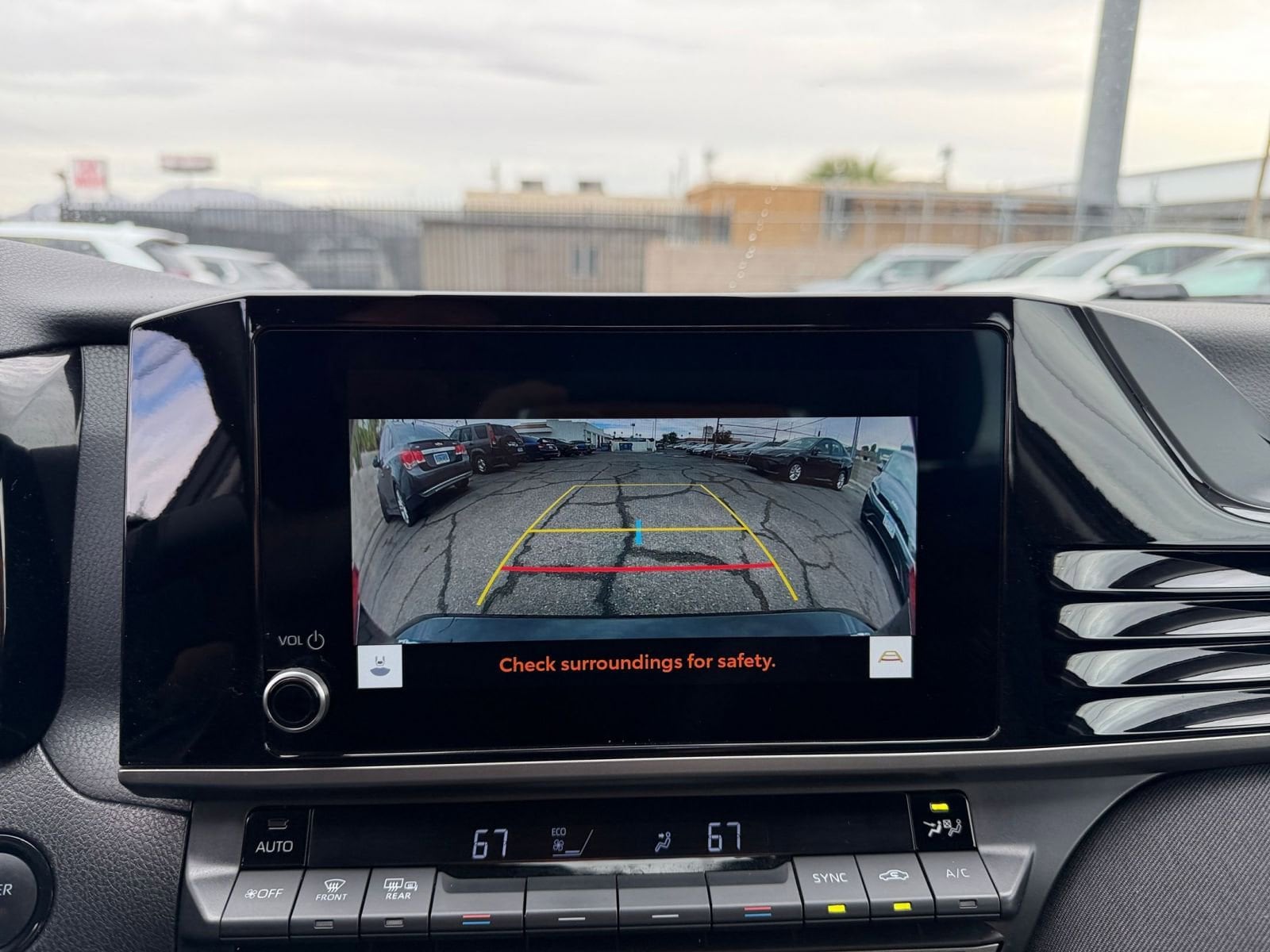 Thumbnail: 2025 Toyota Camry - 17