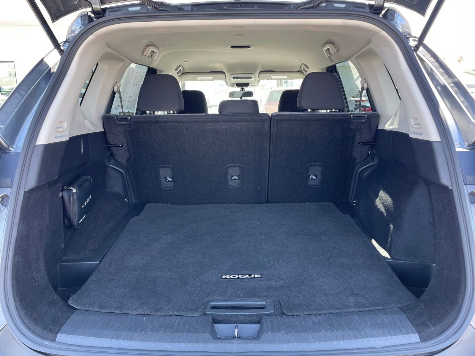 Thumbnail: 2023 Nissan Rogue - 30