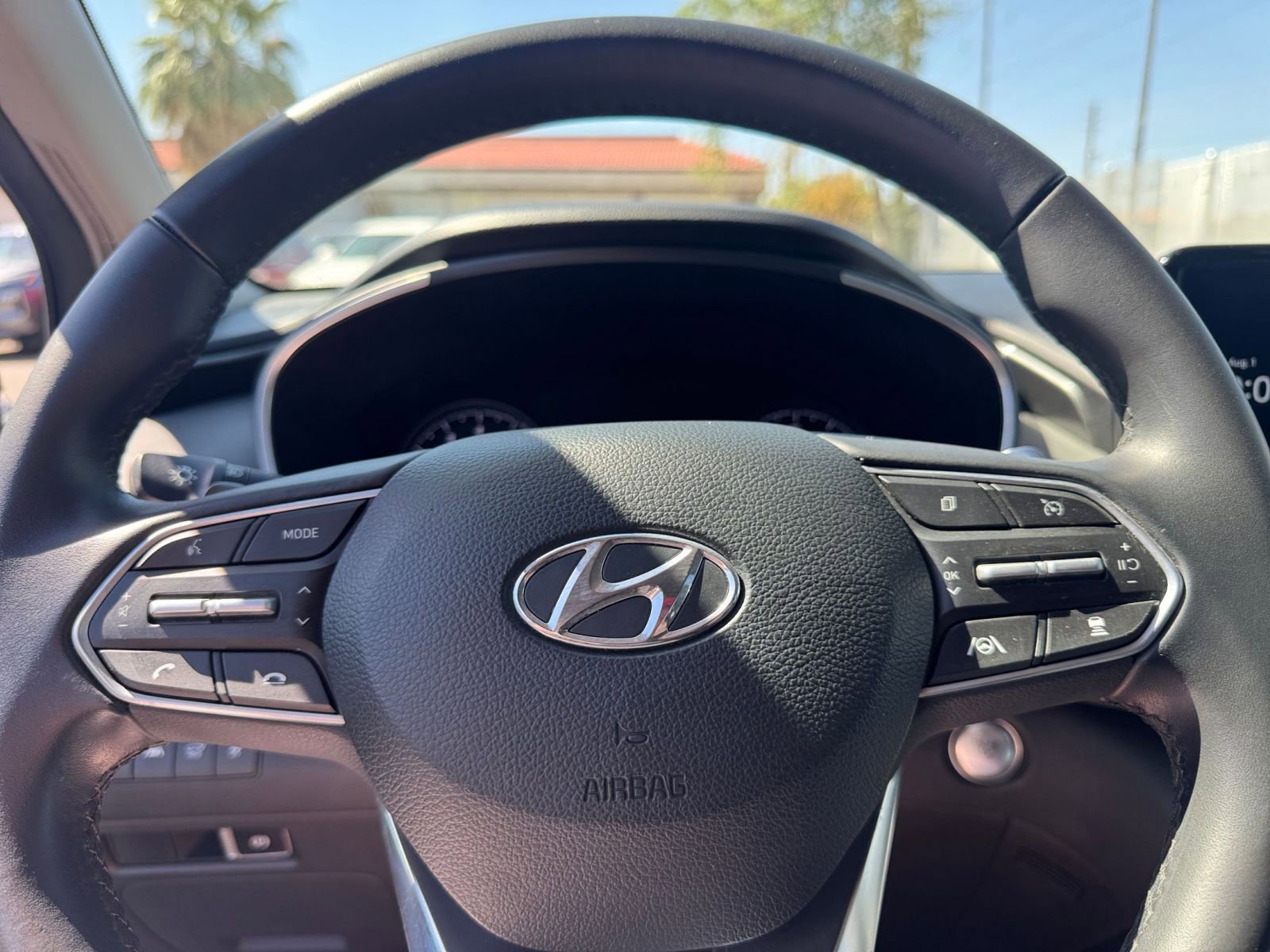 Thumbnail: 2023 Hyundai Santa Fe - 25