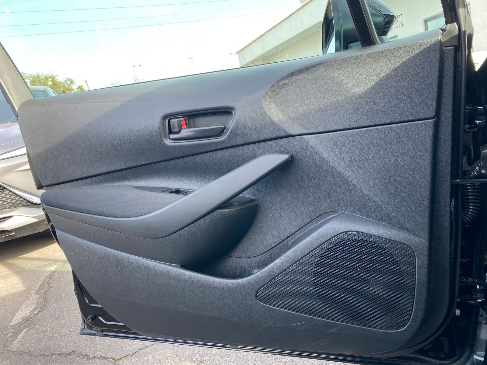 Thumbnail: 2025 Toyota Corolla - 20