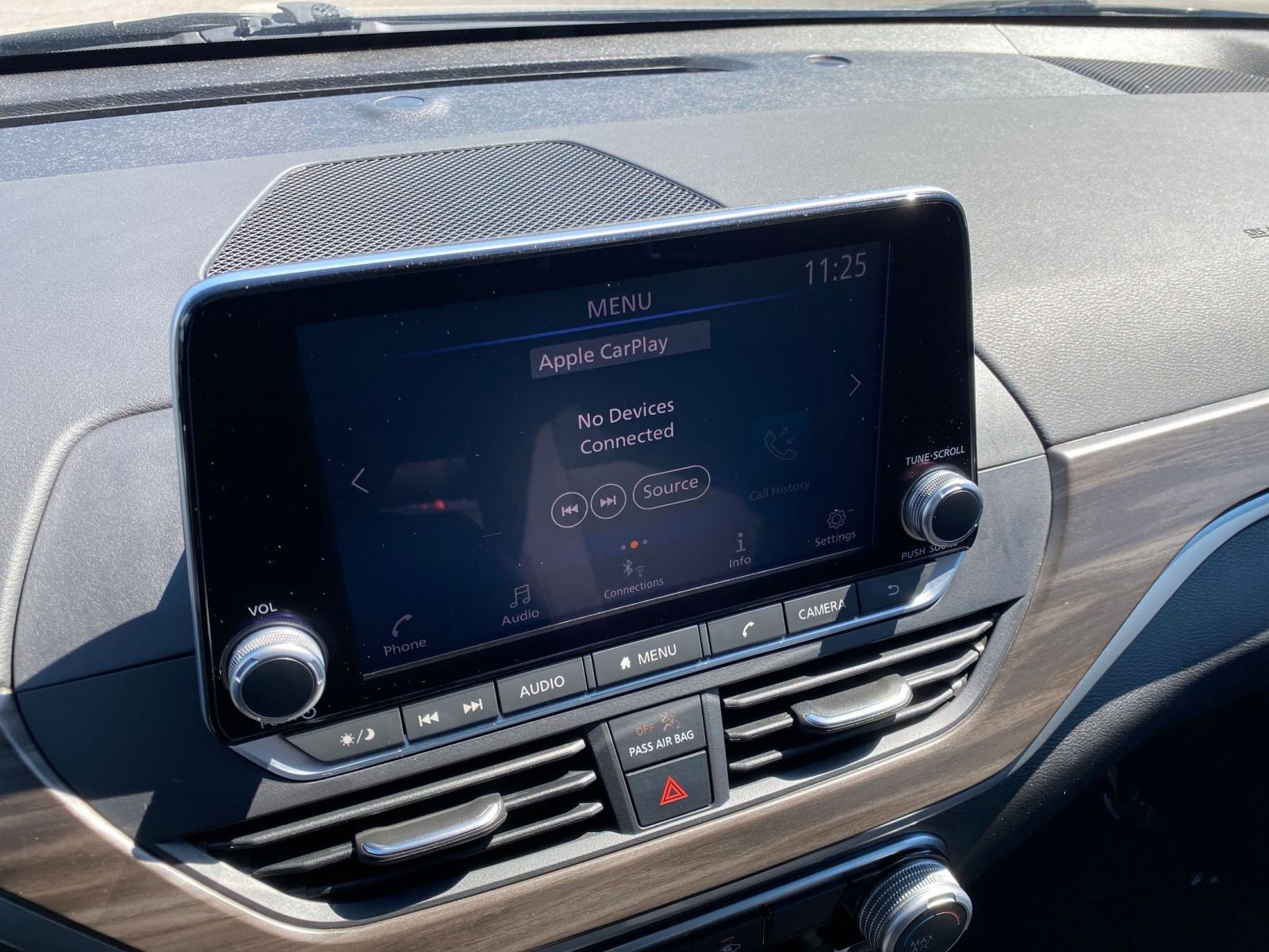 Thumbnail: 2023 Nissan Altima - 18