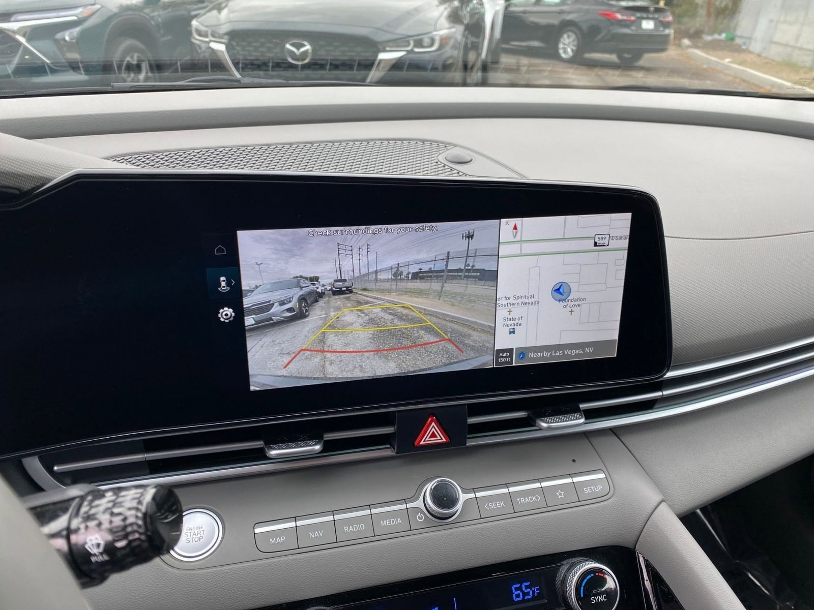 Thumbnail: 2025 Hyundai Elantra - 17