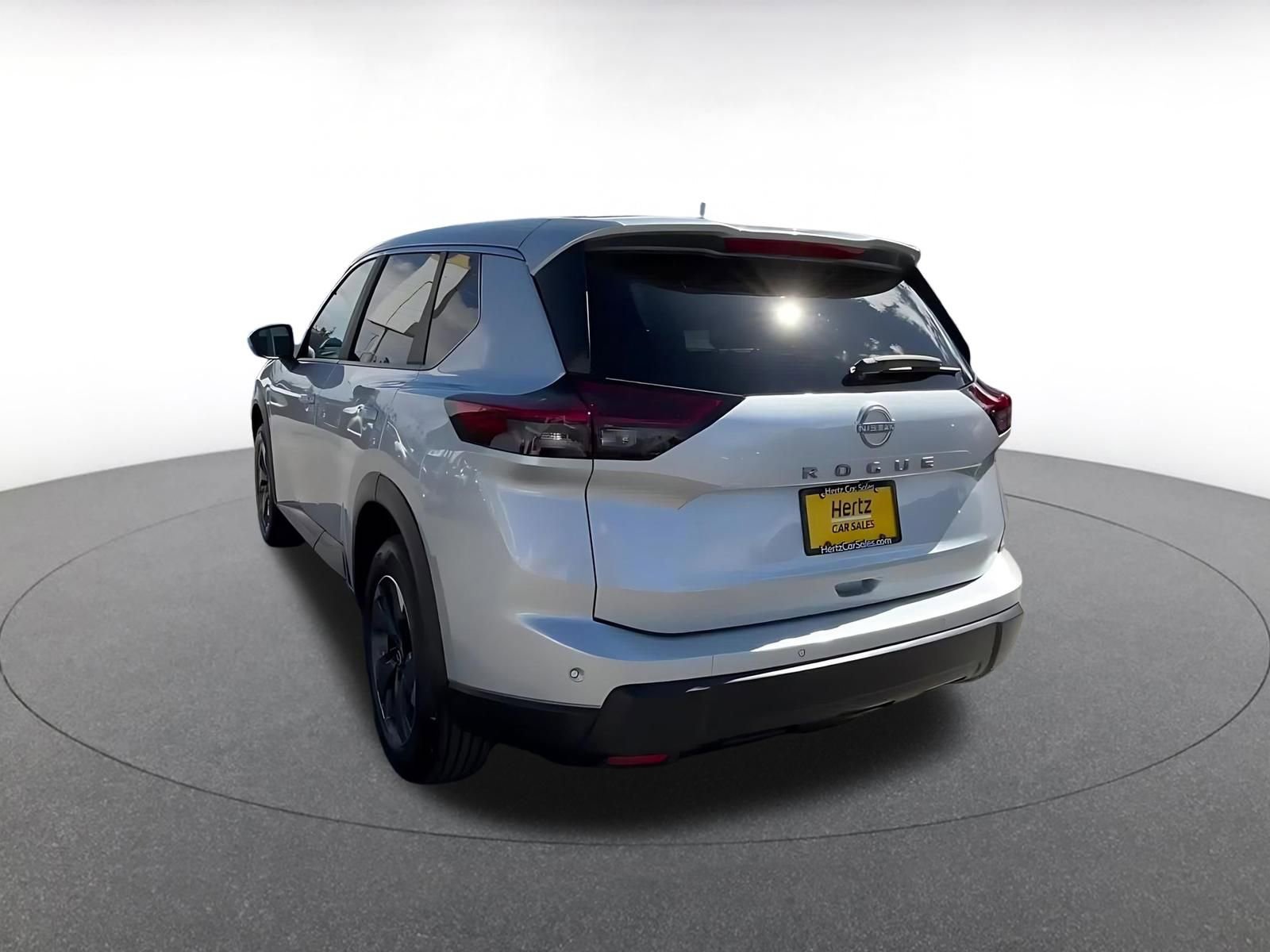 Thumbnail: 2025 Nissan Rogue - 11