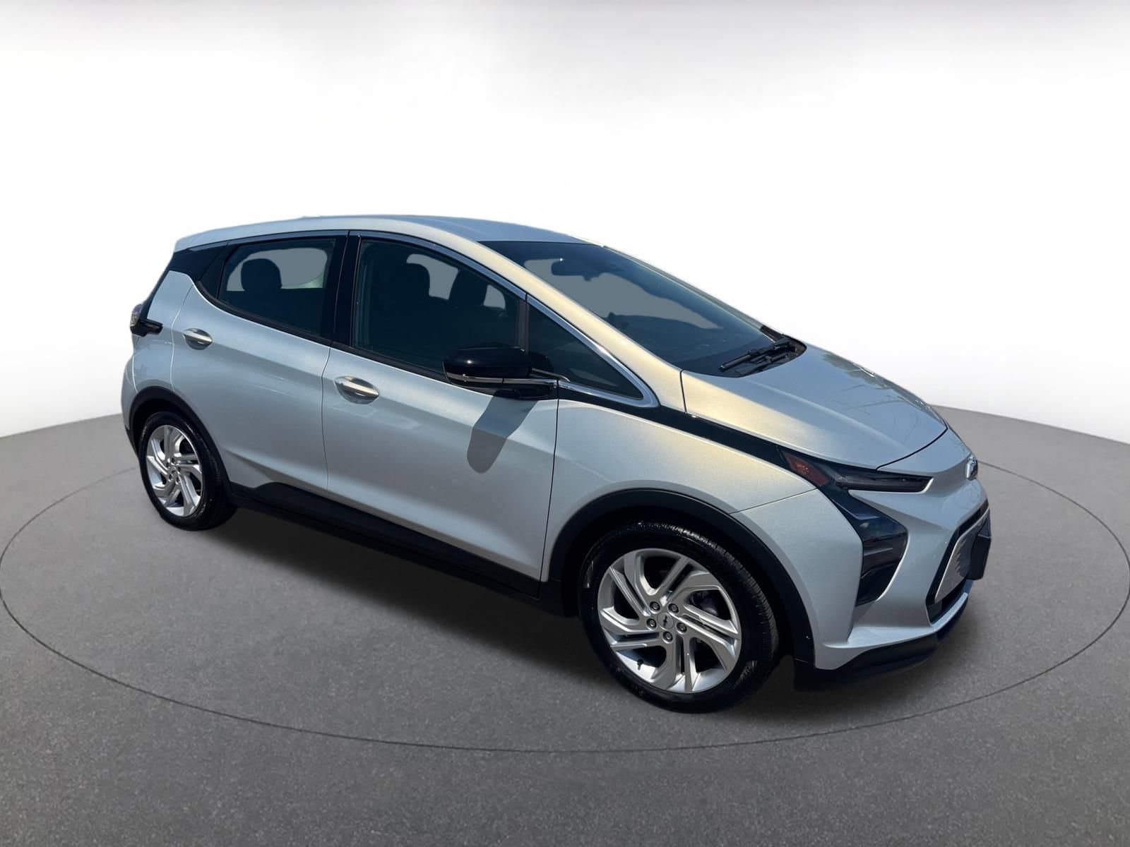 Thumbnail: 2023 Chevrolet Bolt EV - 1