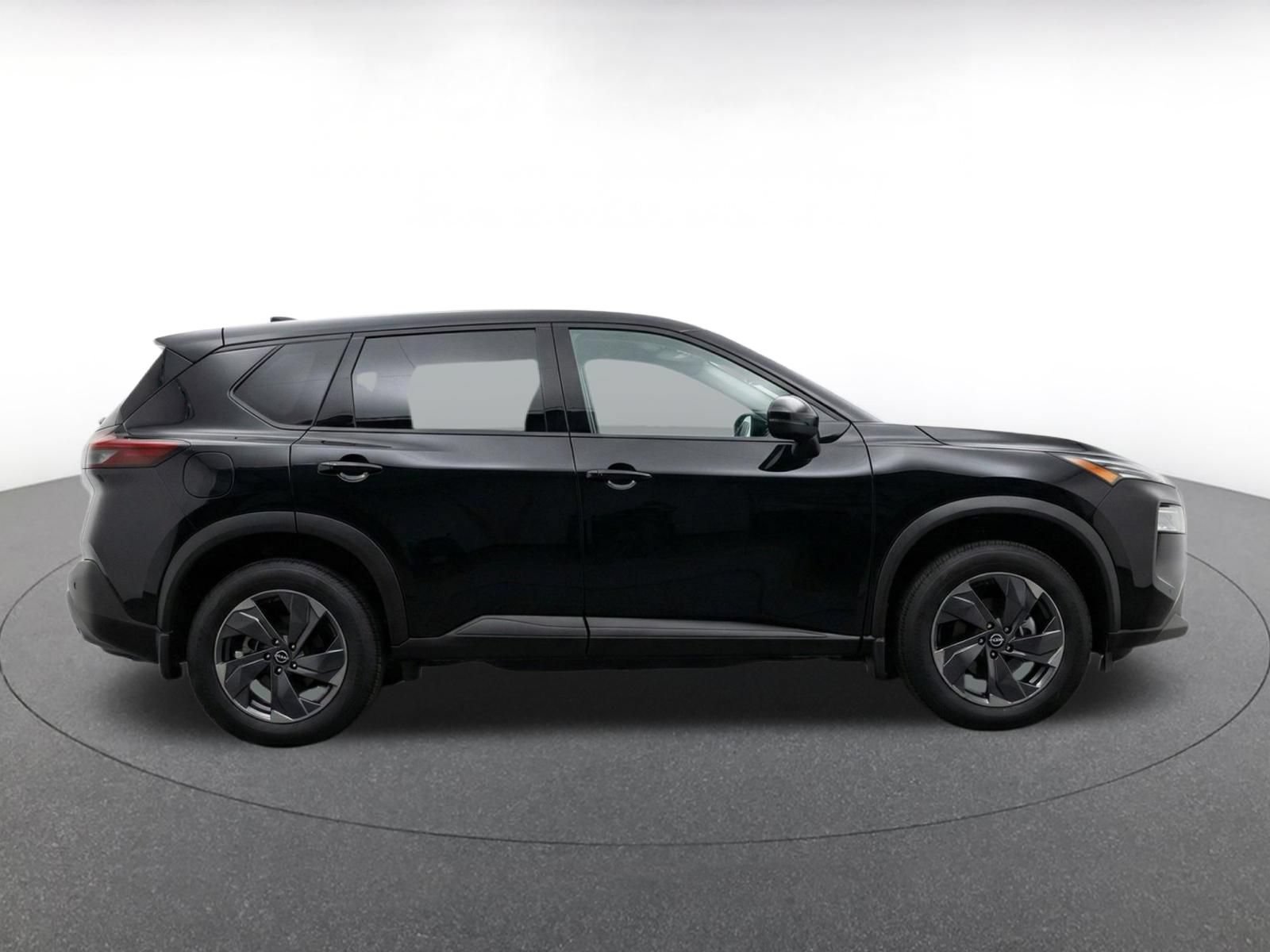 Thumbnail: 2025 Nissan Rogue - 8