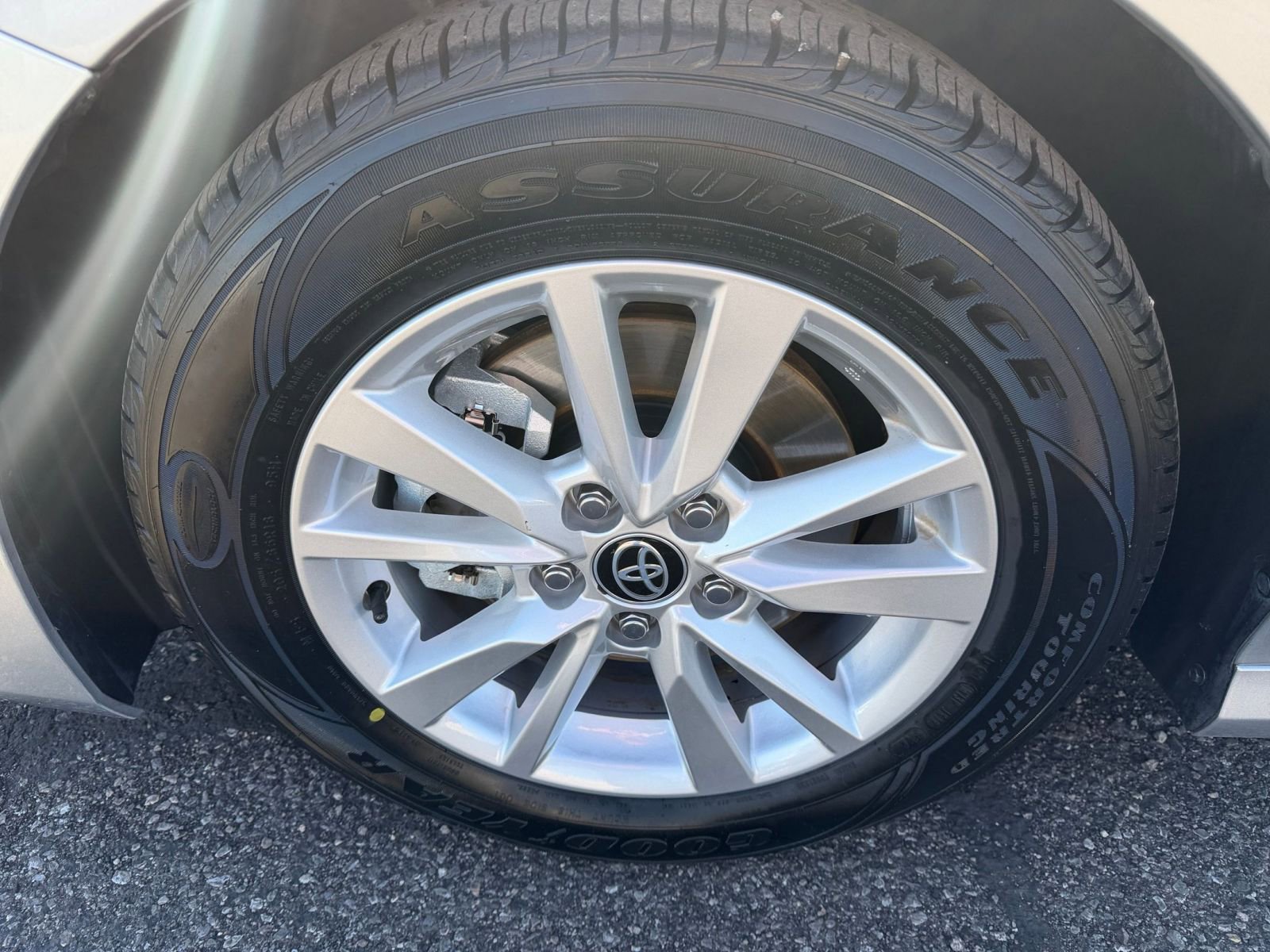 Thumbnail: 2025 Toyota Camry - 28