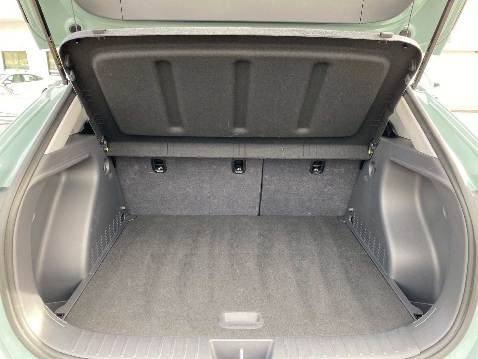 Thumbnail: 2025 Hyundai Kona - 31