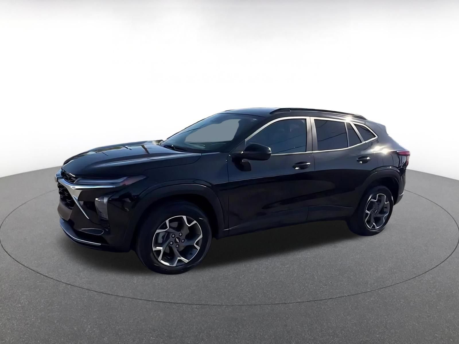 Thumbnail: 2025 Chevrolet Trax - 7