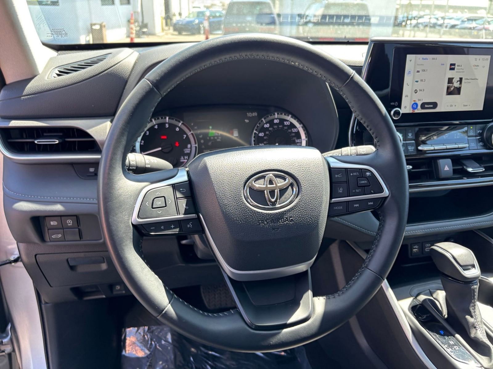 Thumbnail: 2025 Toyota Highlander - 29