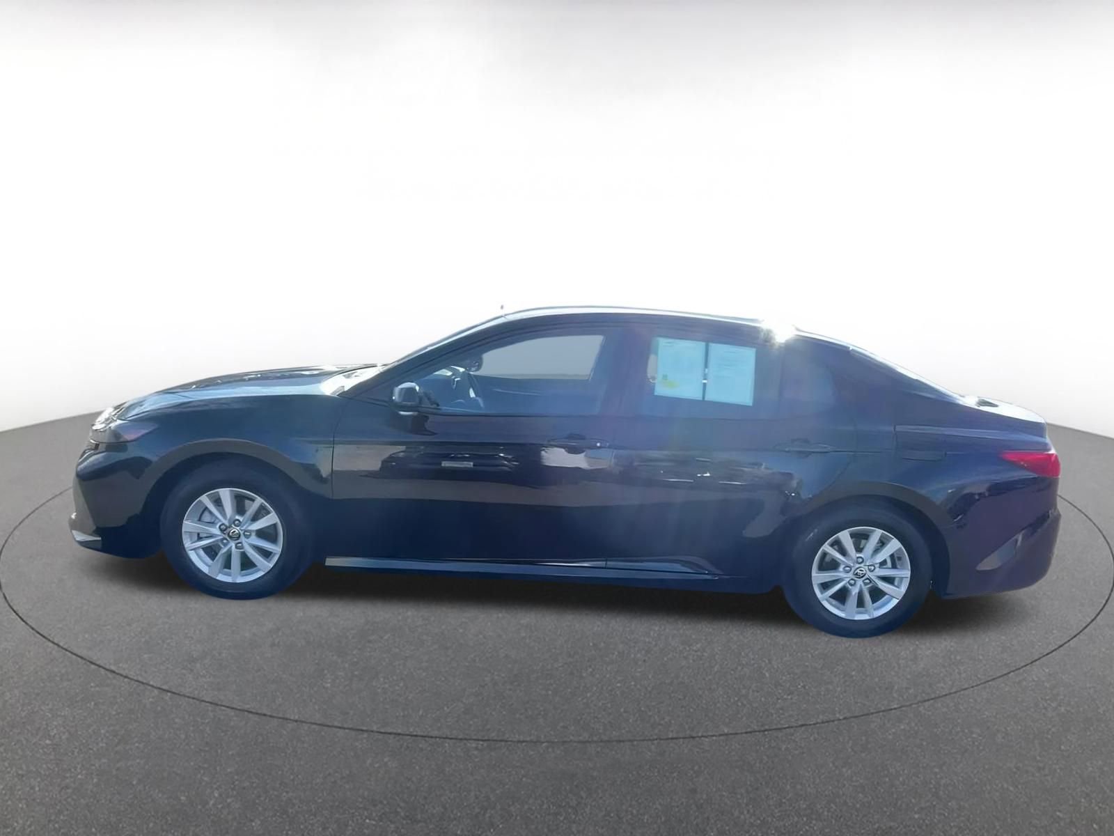 Thumbnail: 2025 Toyota Camry - 9