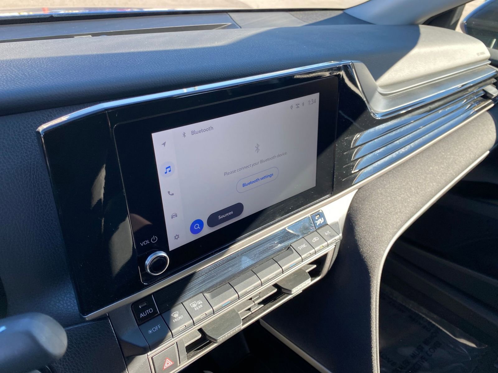 Thumbnail: 2025 Toyota Camry - 21