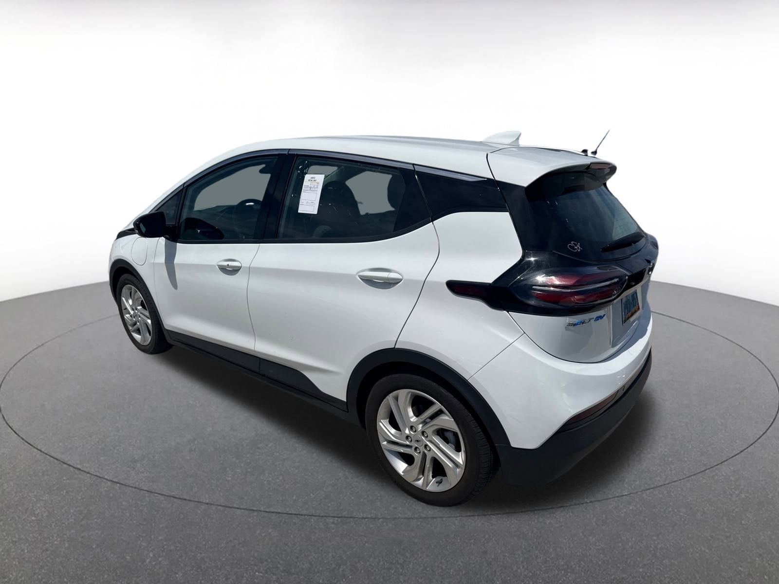 Thumbnail: 2023 Chevrolet Bolt EV - 4