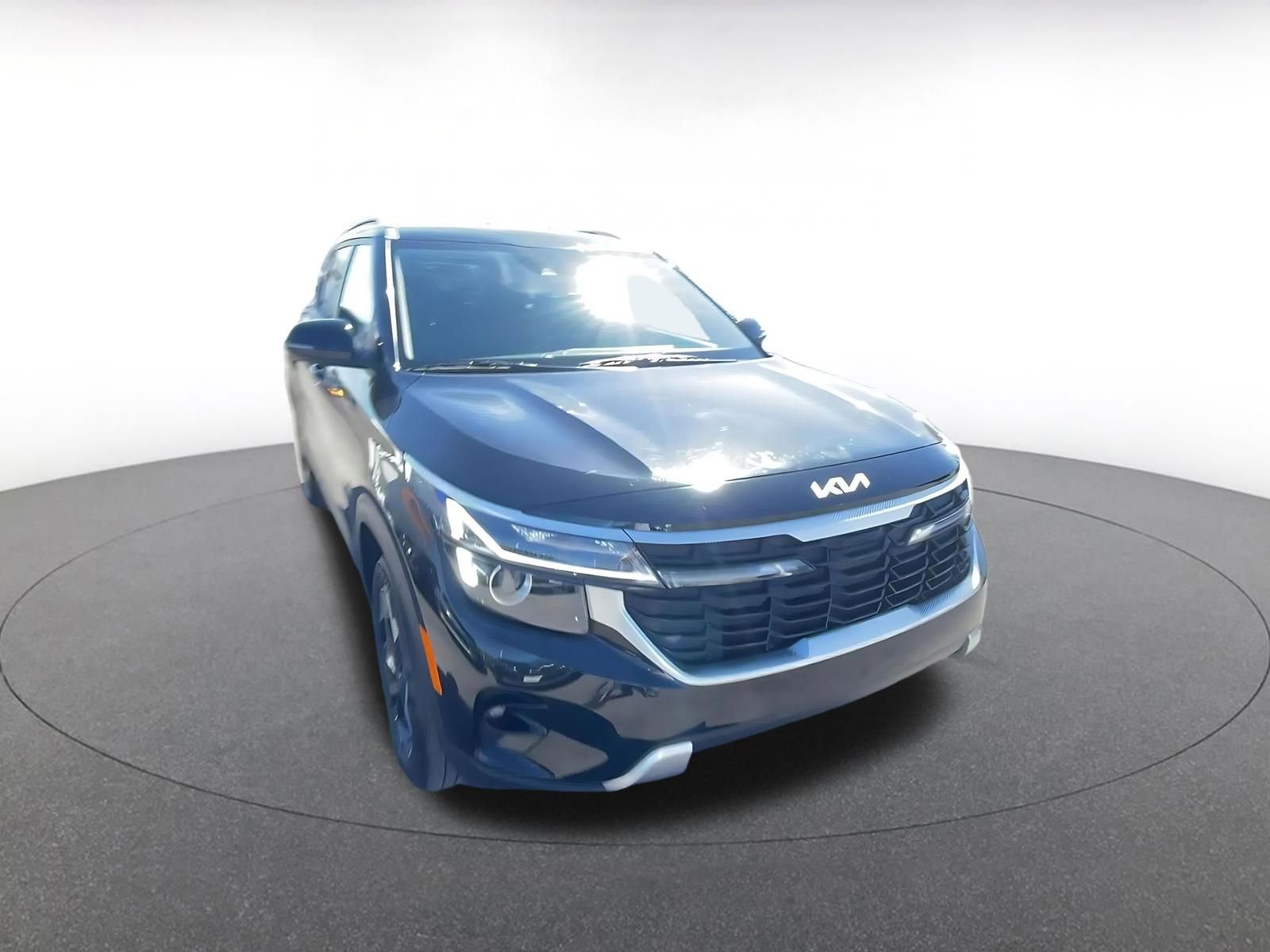Thumbnail: 2025 Kia Seltos - 3