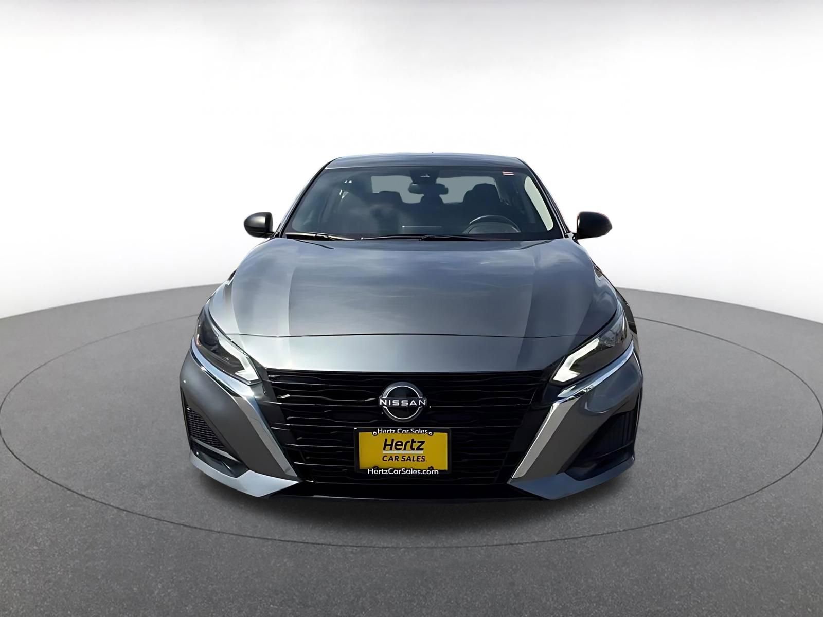 Thumbnail: 2025 Nissan Altima - 4