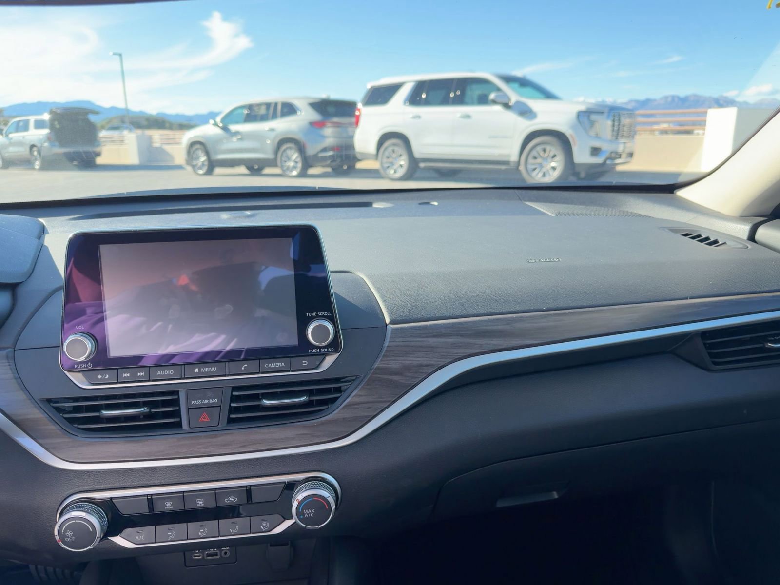 Thumbnail: 2025 Nissan Altima - 8