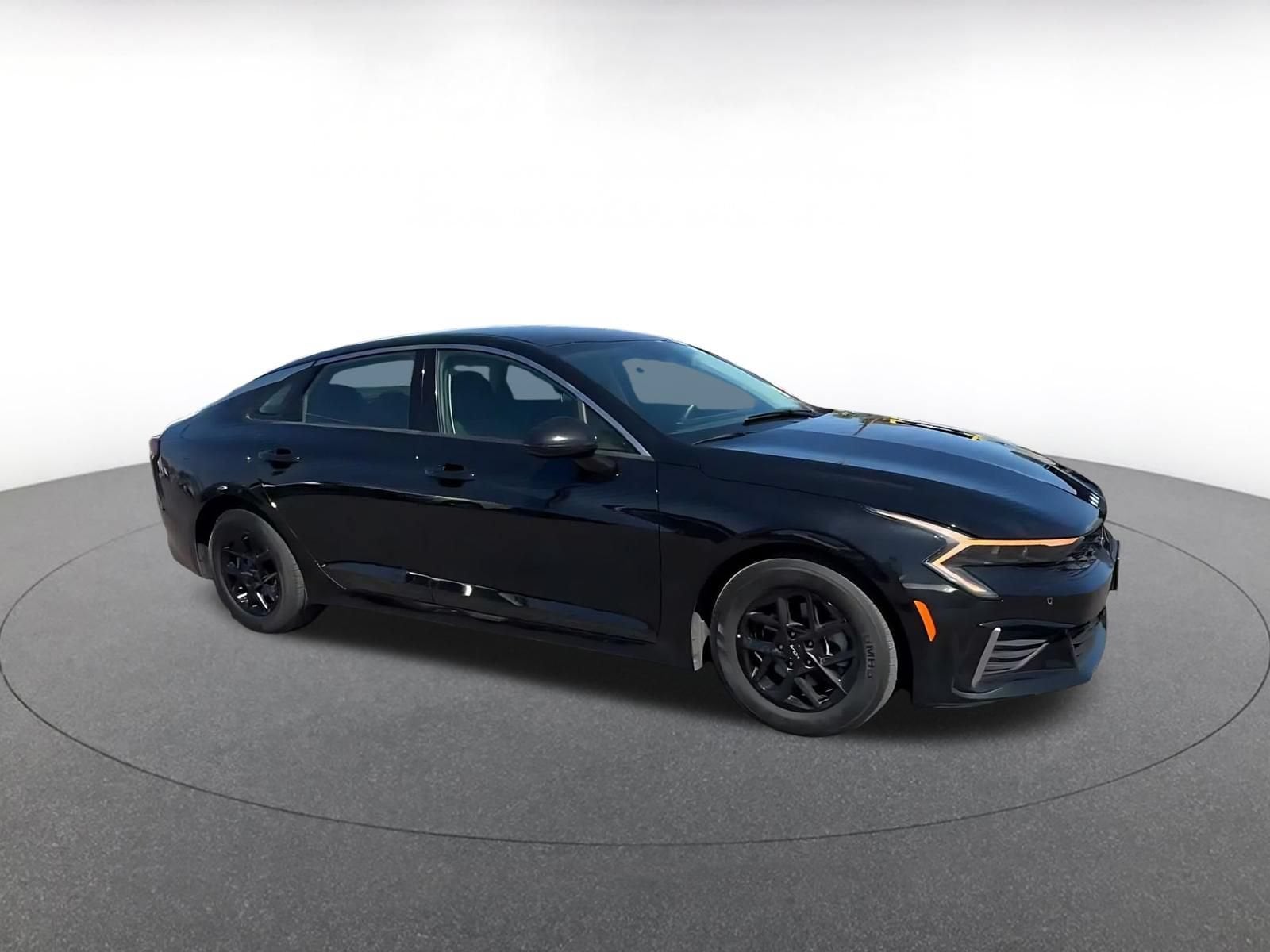 Thumbnail: 2025 Kia K5 - 2