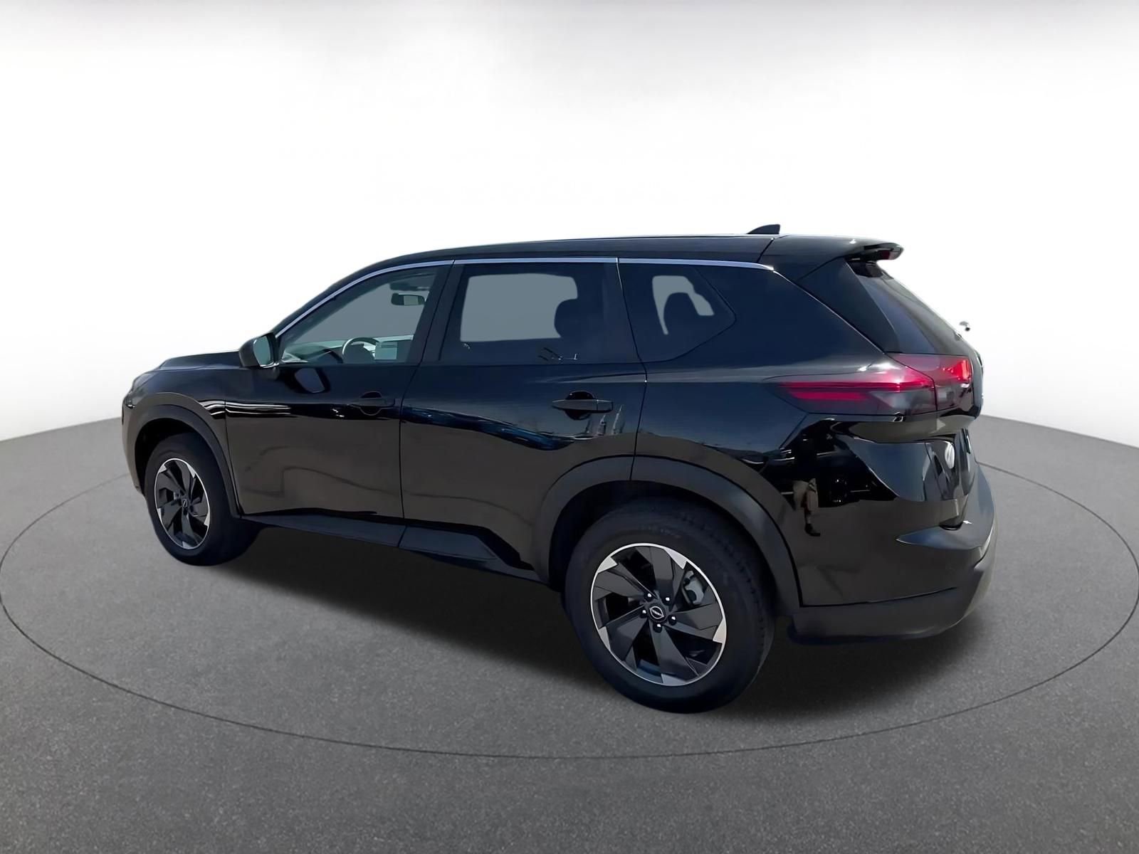 Thumbnail: 2025 Nissan Rogue - 10