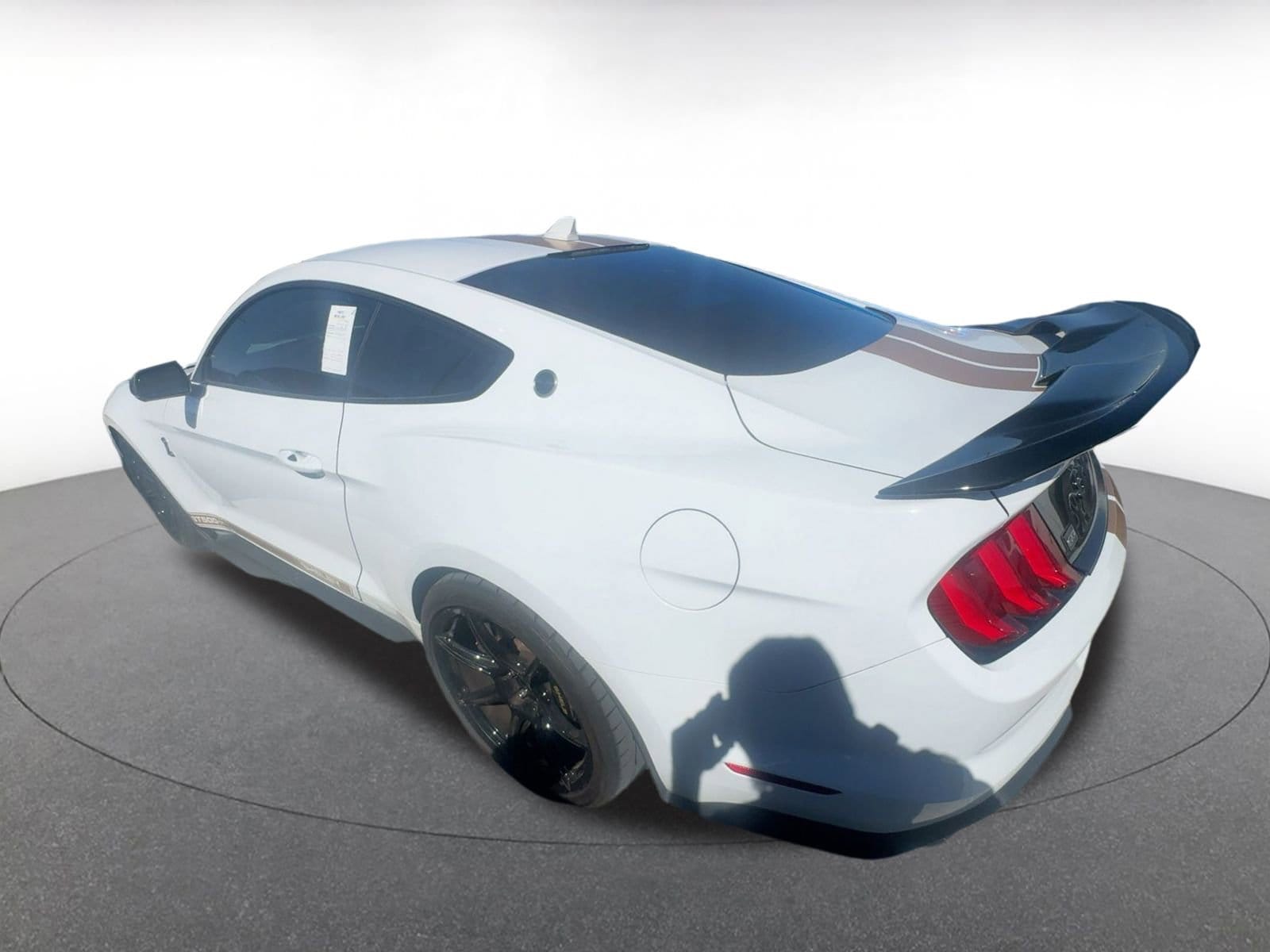 Thumbnail: 2022 Ford Mustang - 3
