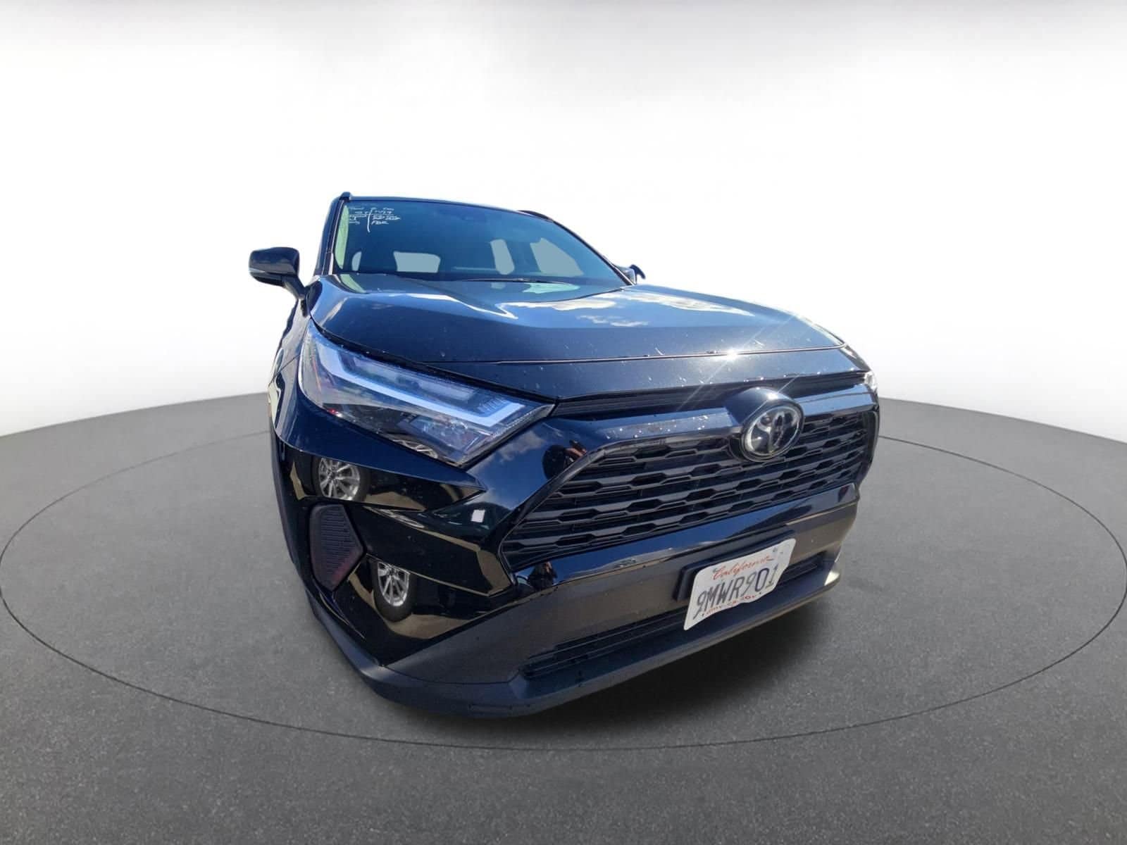 Thumbnail: 2025 Toyota RAV4 - 1
