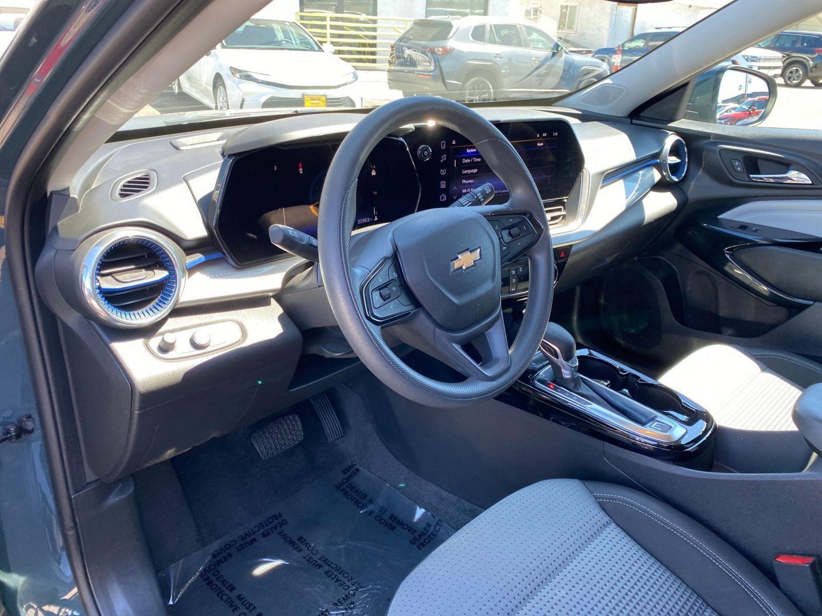 Thumbnail: 2025 Chevrolet Trax - 33