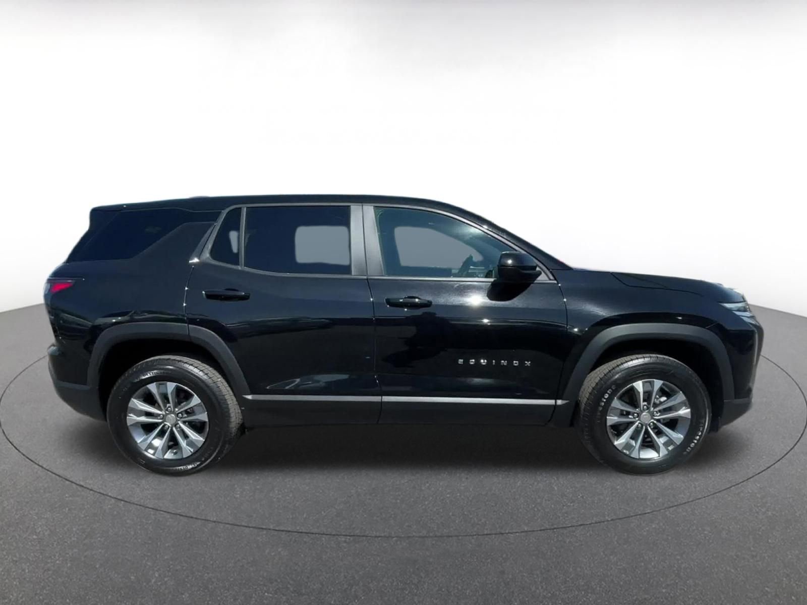 Thumbnail: 2025 Chevrolet Equinox - 16