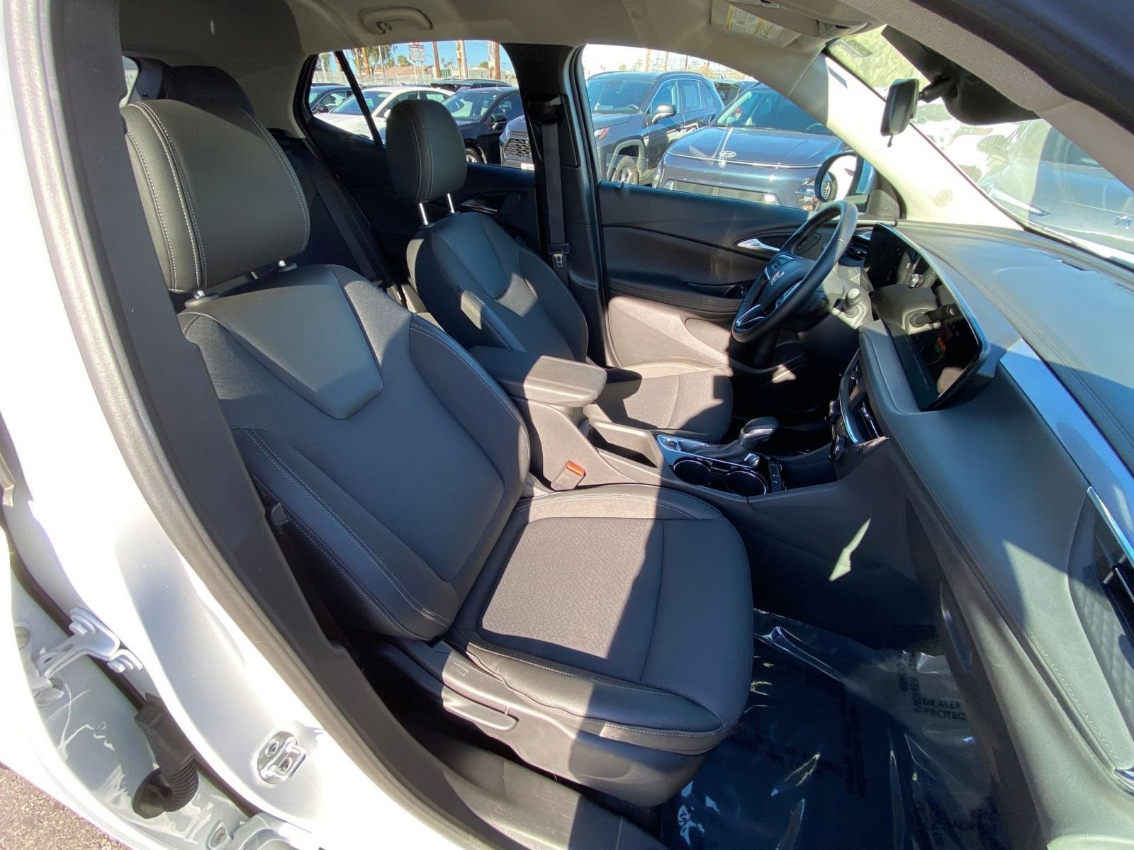 Thumbnail: 2025 Buick Encore GX - 27