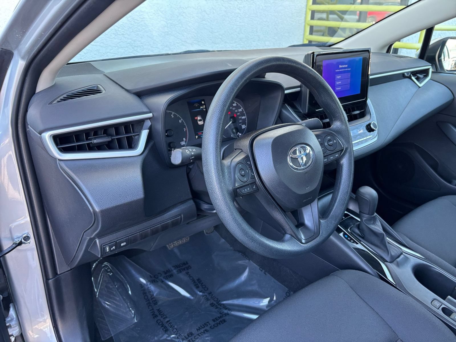 Thumbnail: 2025 Toyota Corolla - 32