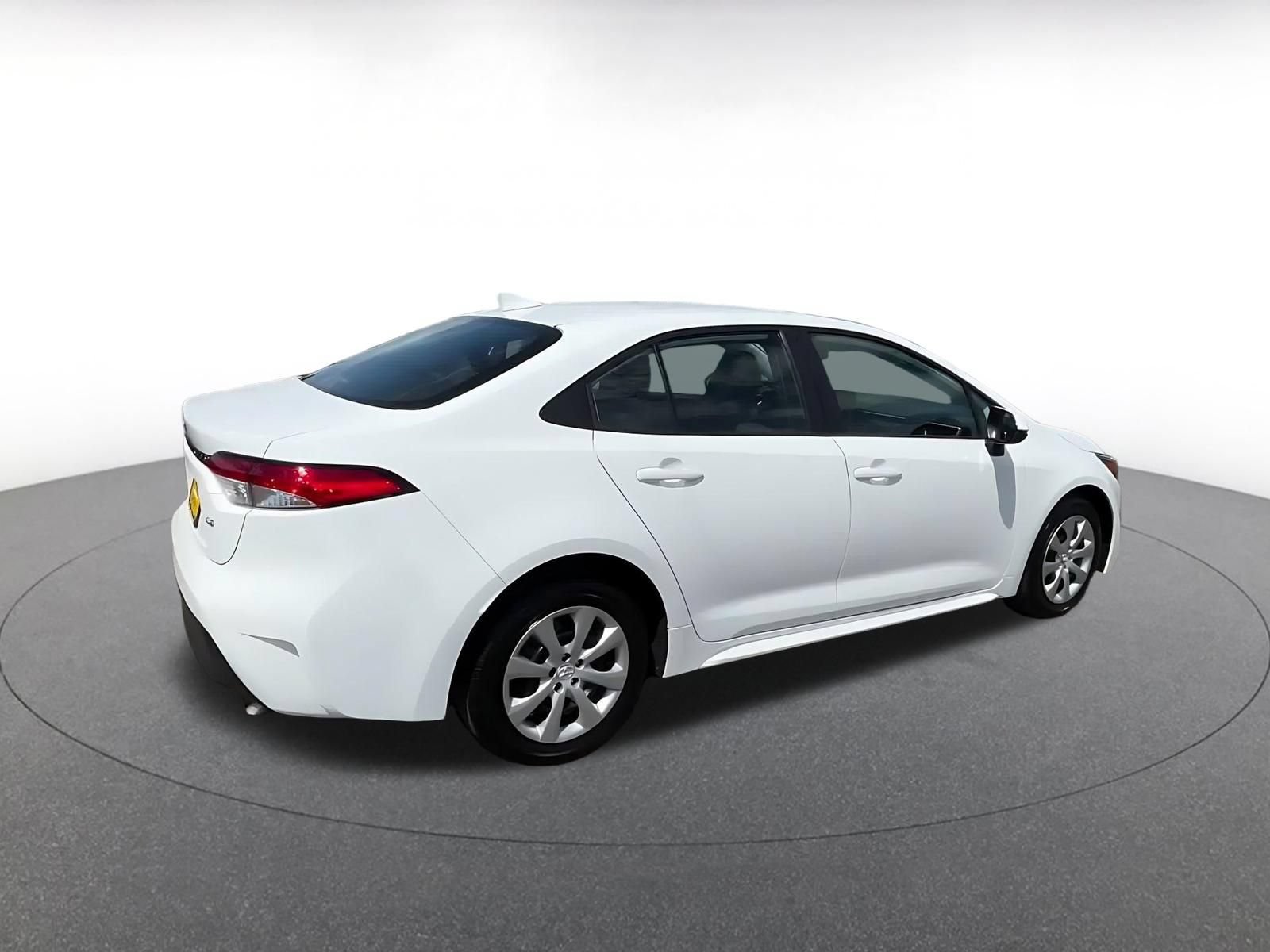 Thumbnail: 2025 Toyota Corolla - 14